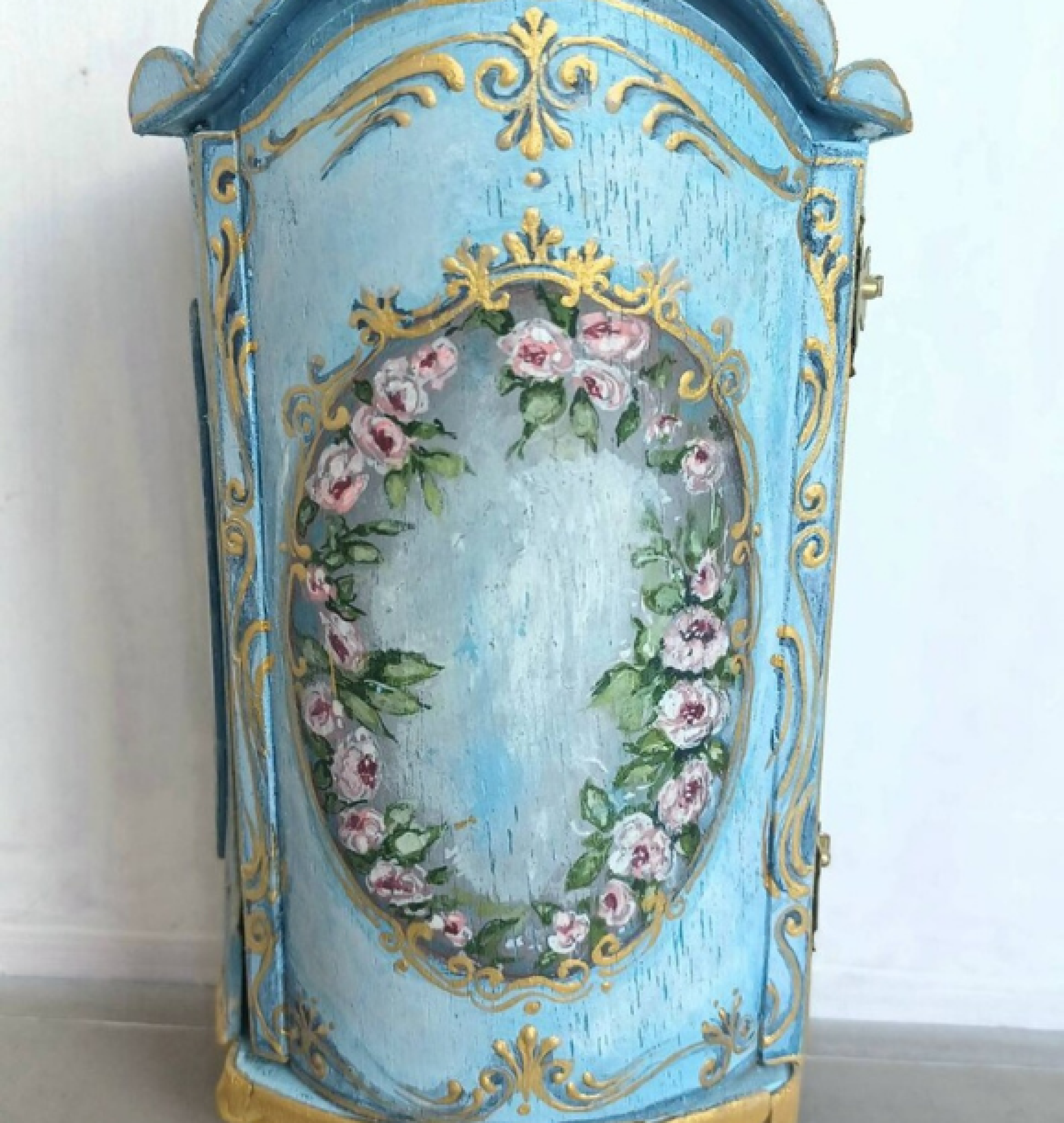 doll wardrobe