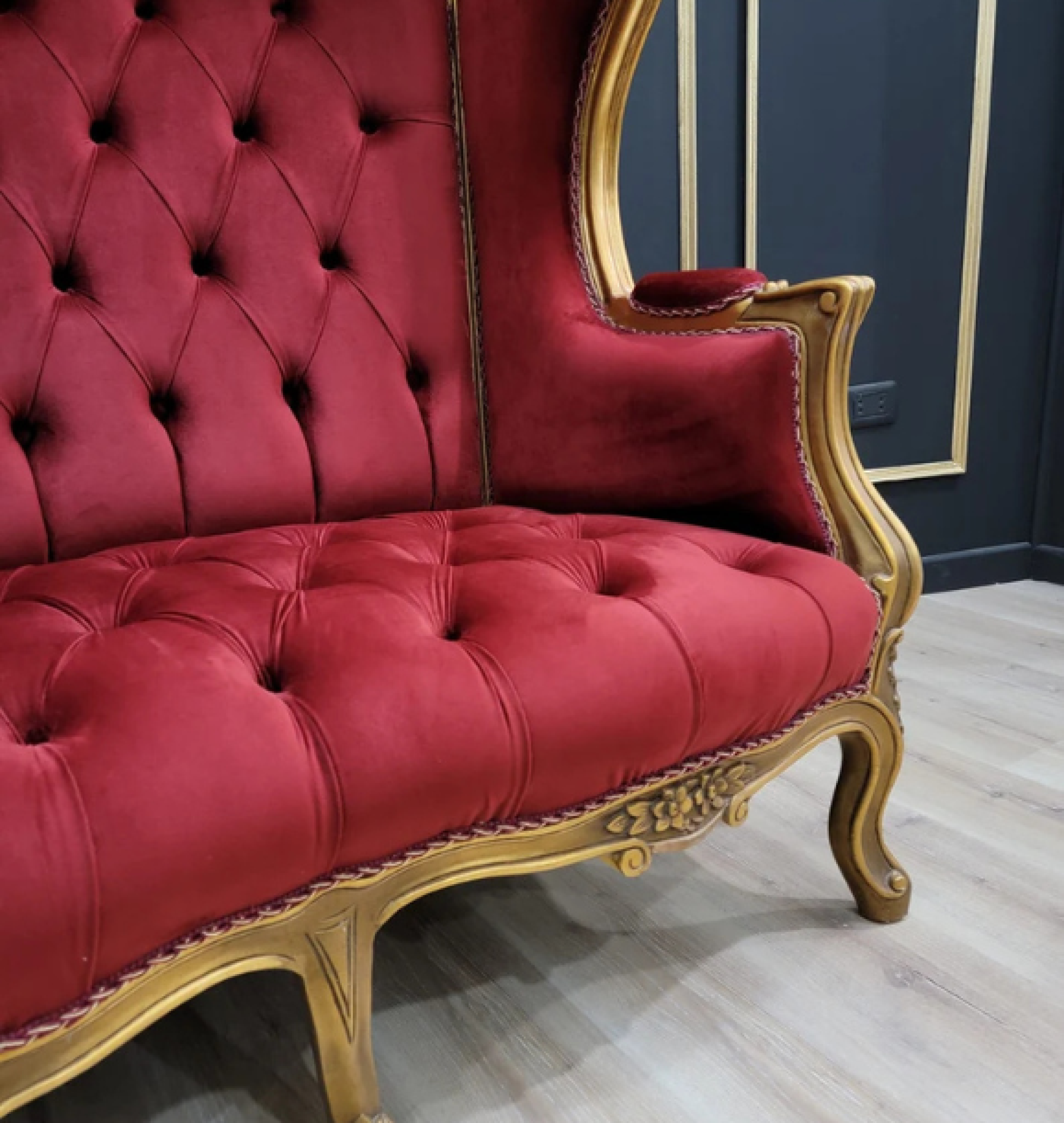 scarlet throne