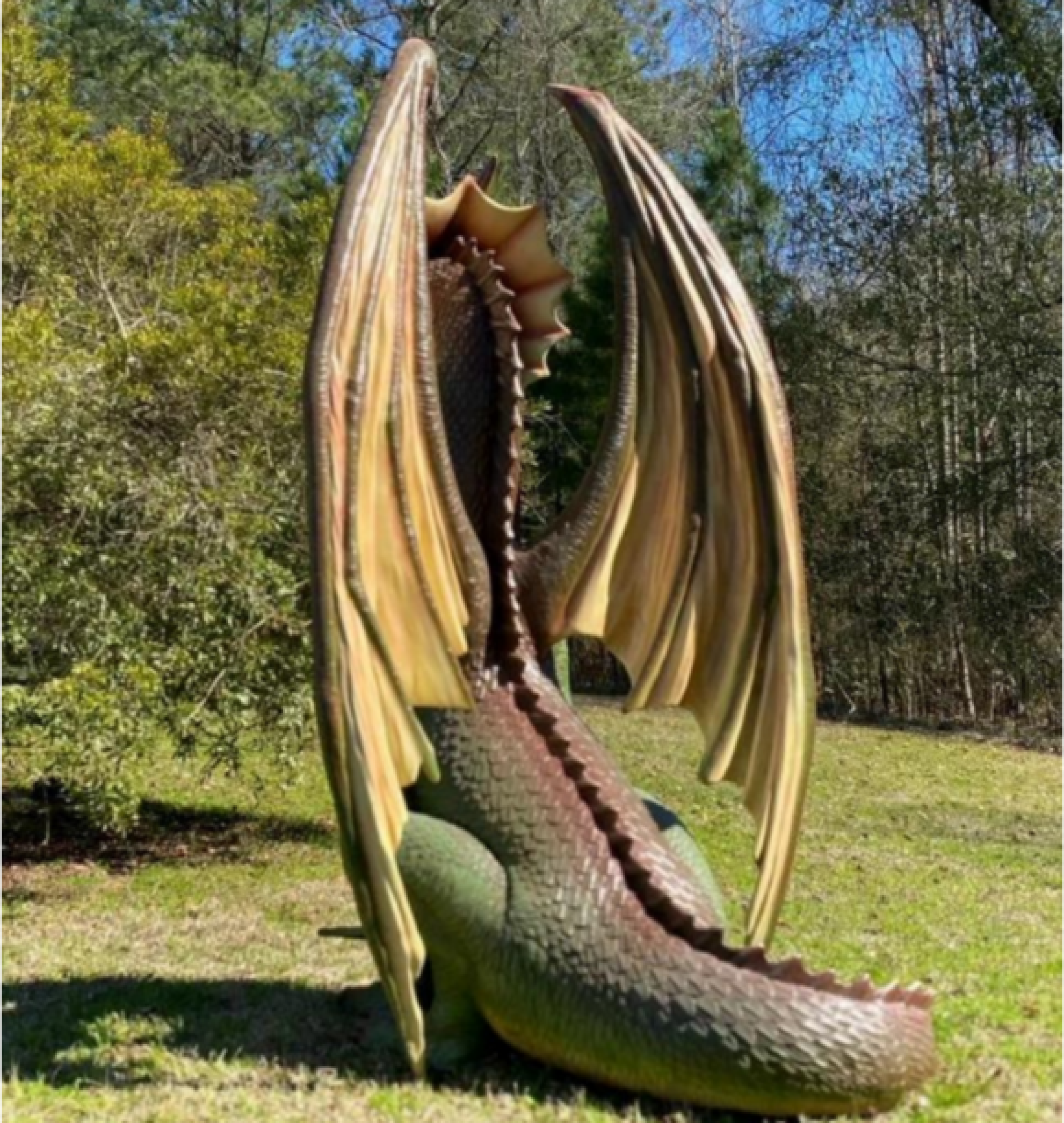 dragon statue