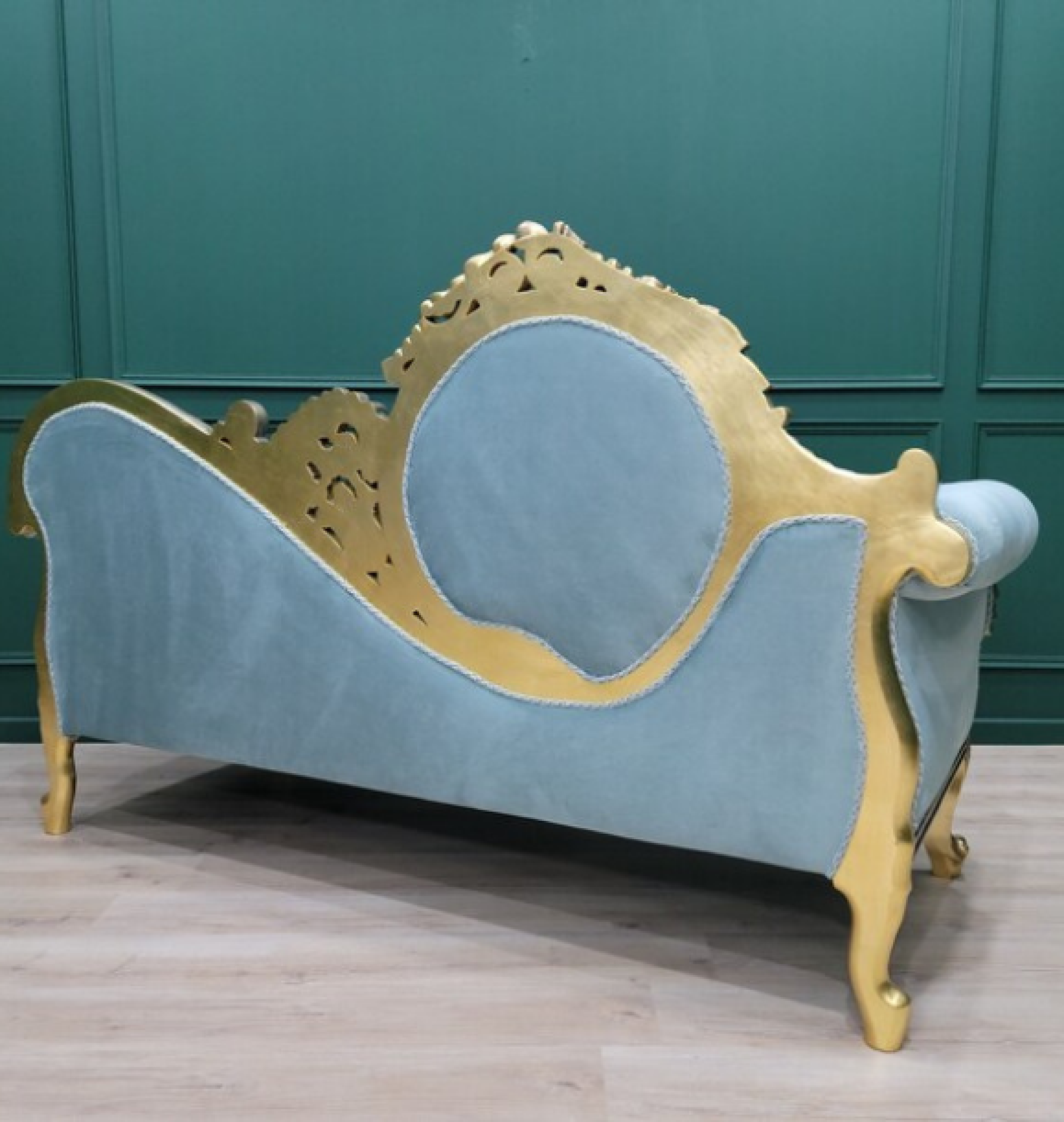 sky chaise