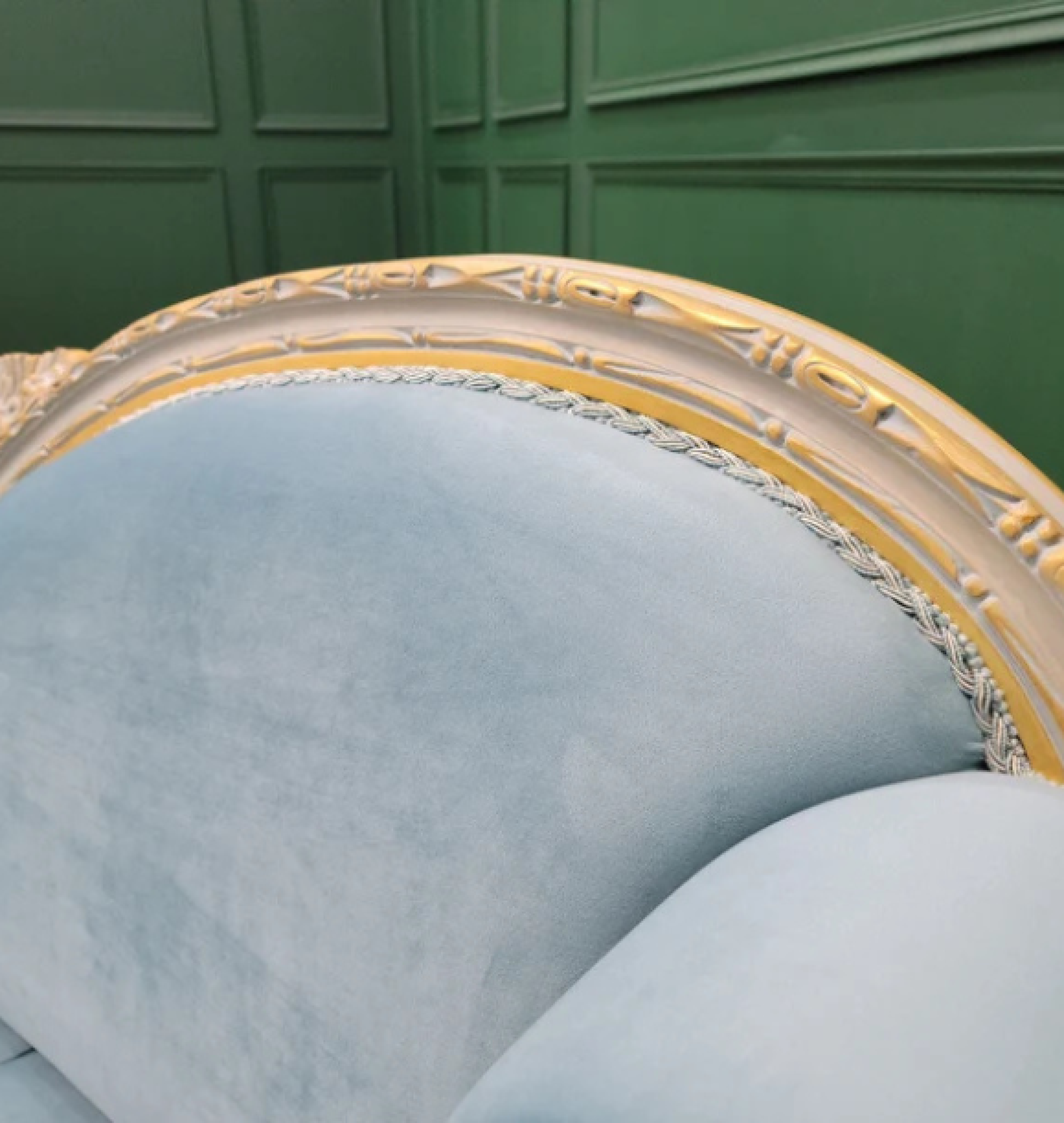sky chaise