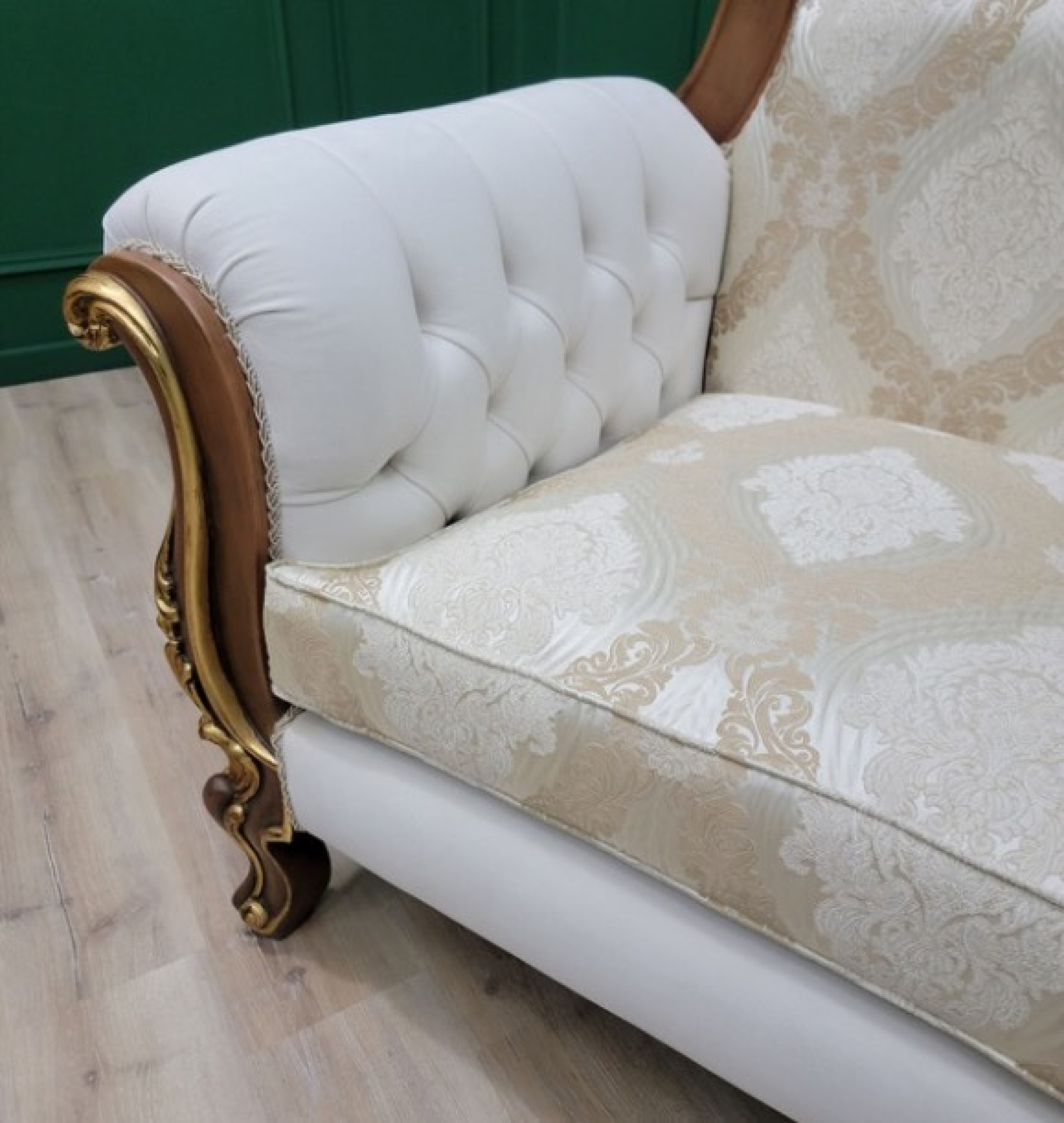 beige set