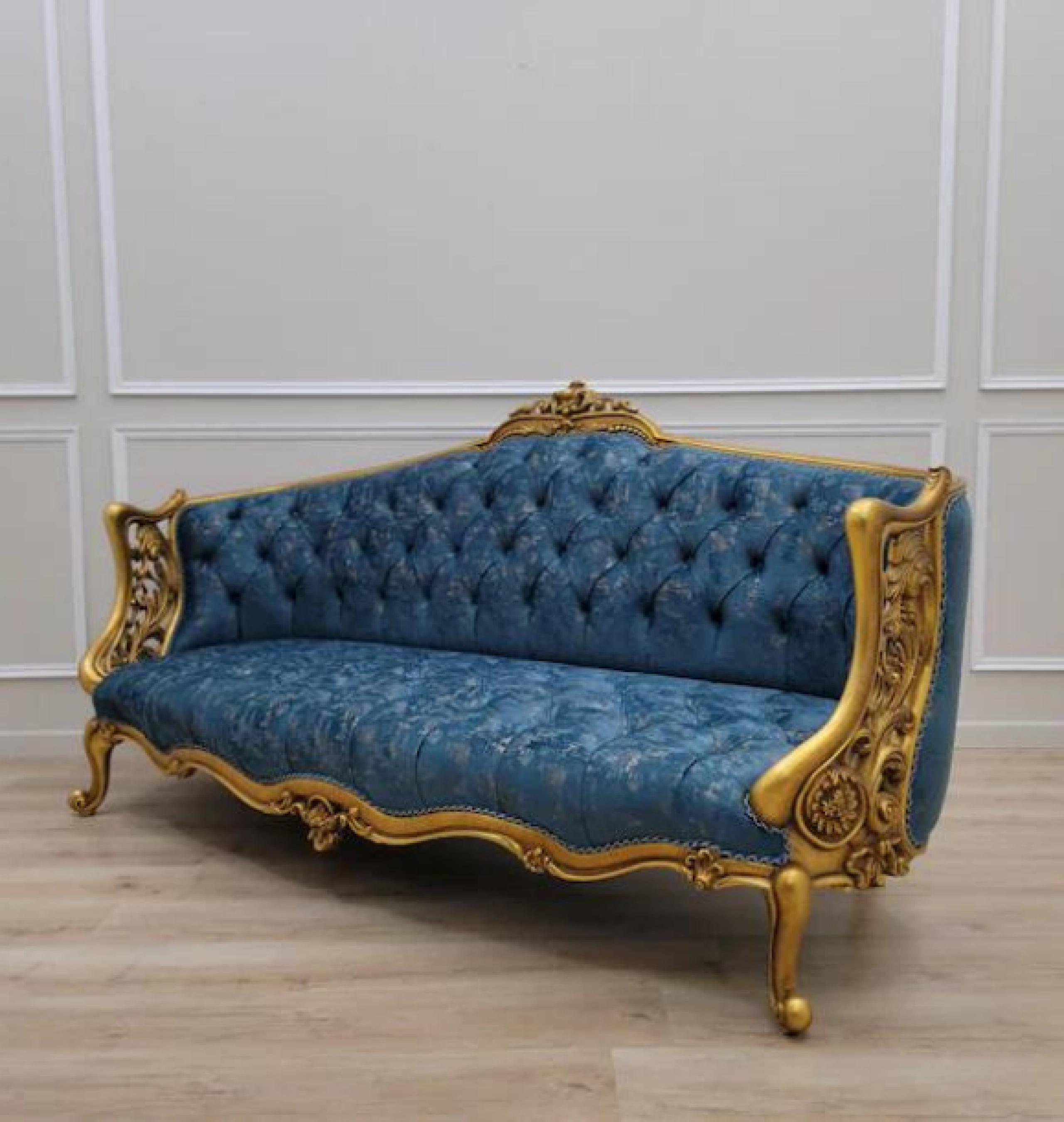 sapphire thrones
