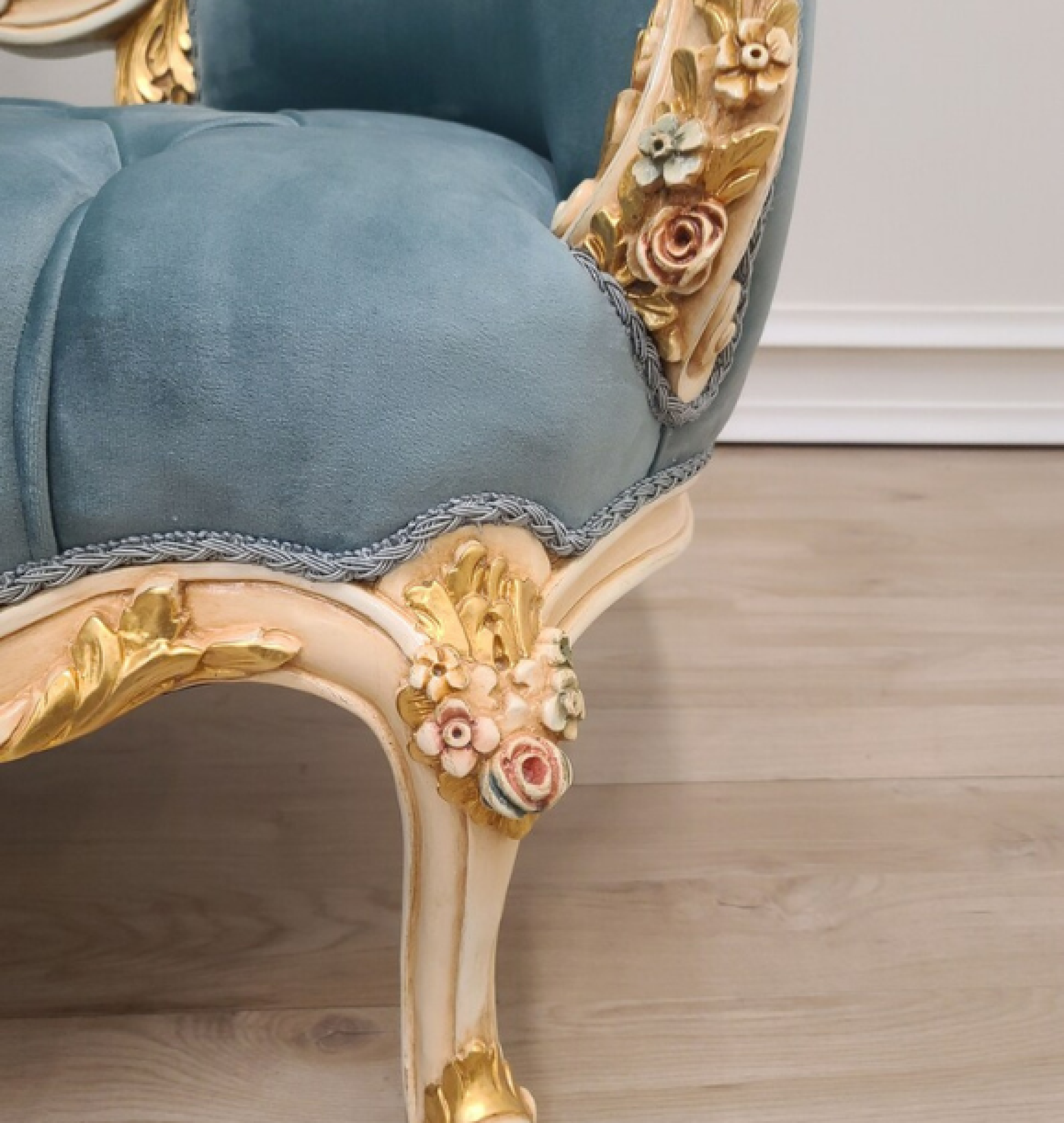 sky settee