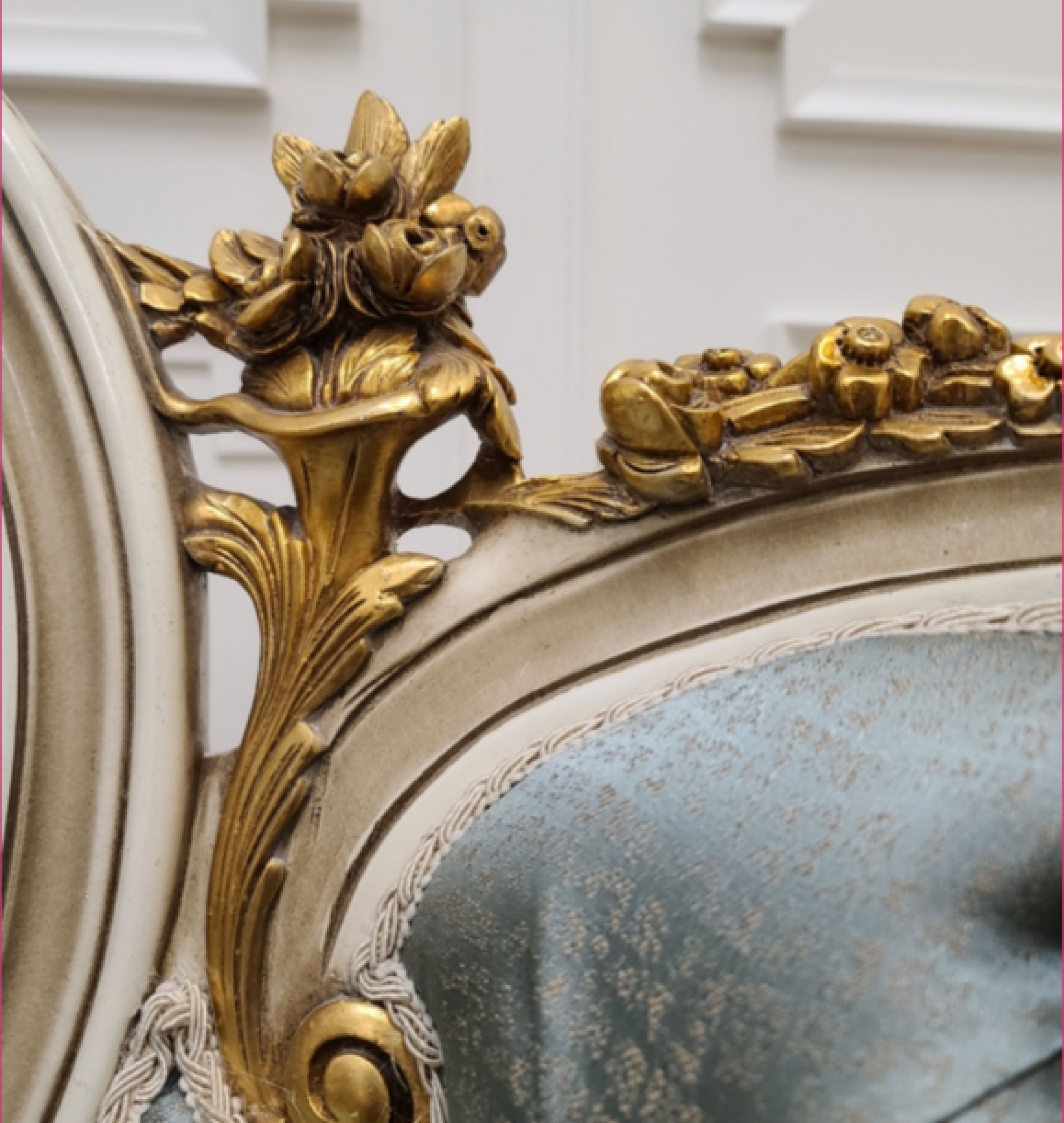 mist settee