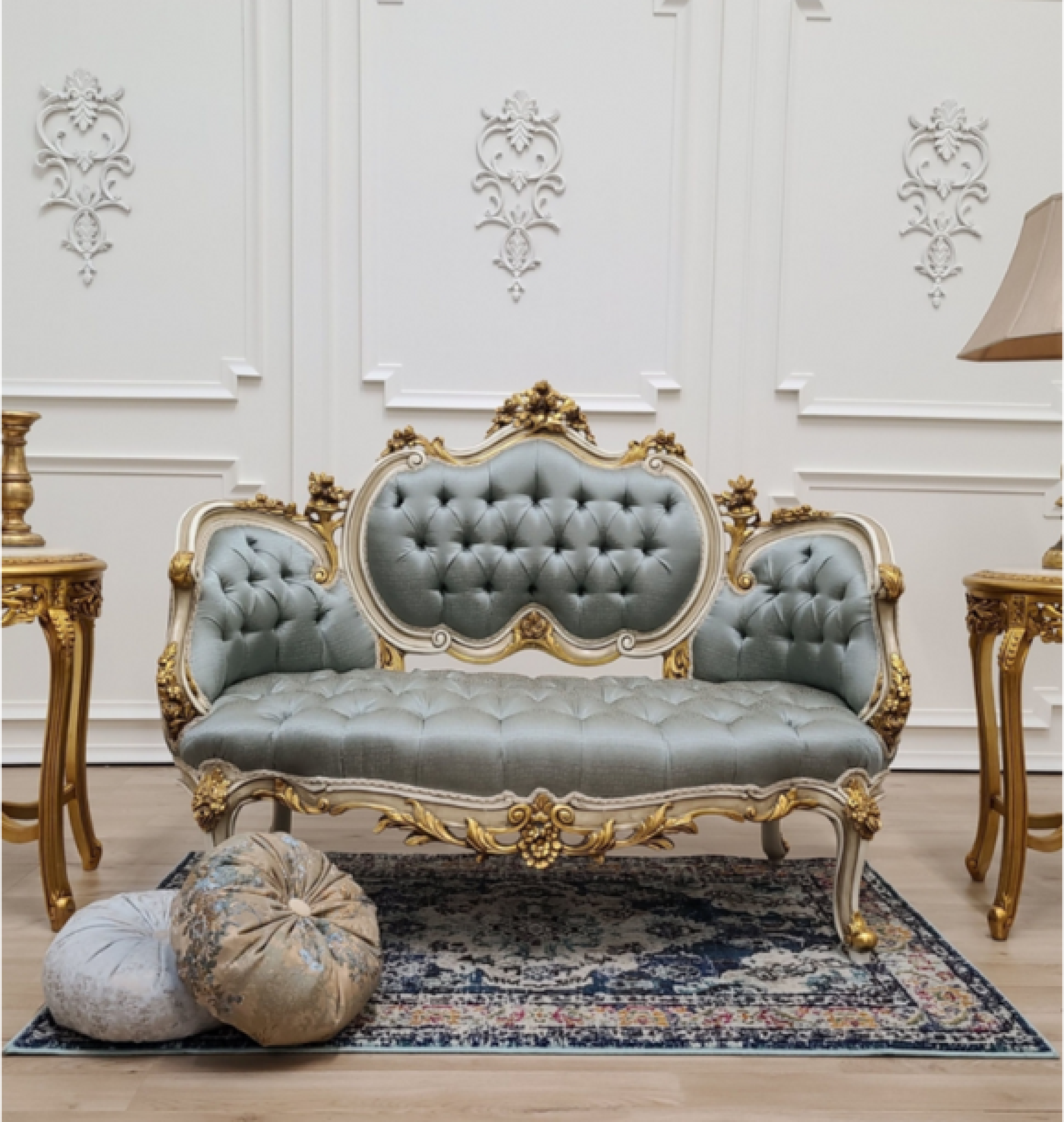 mist settee