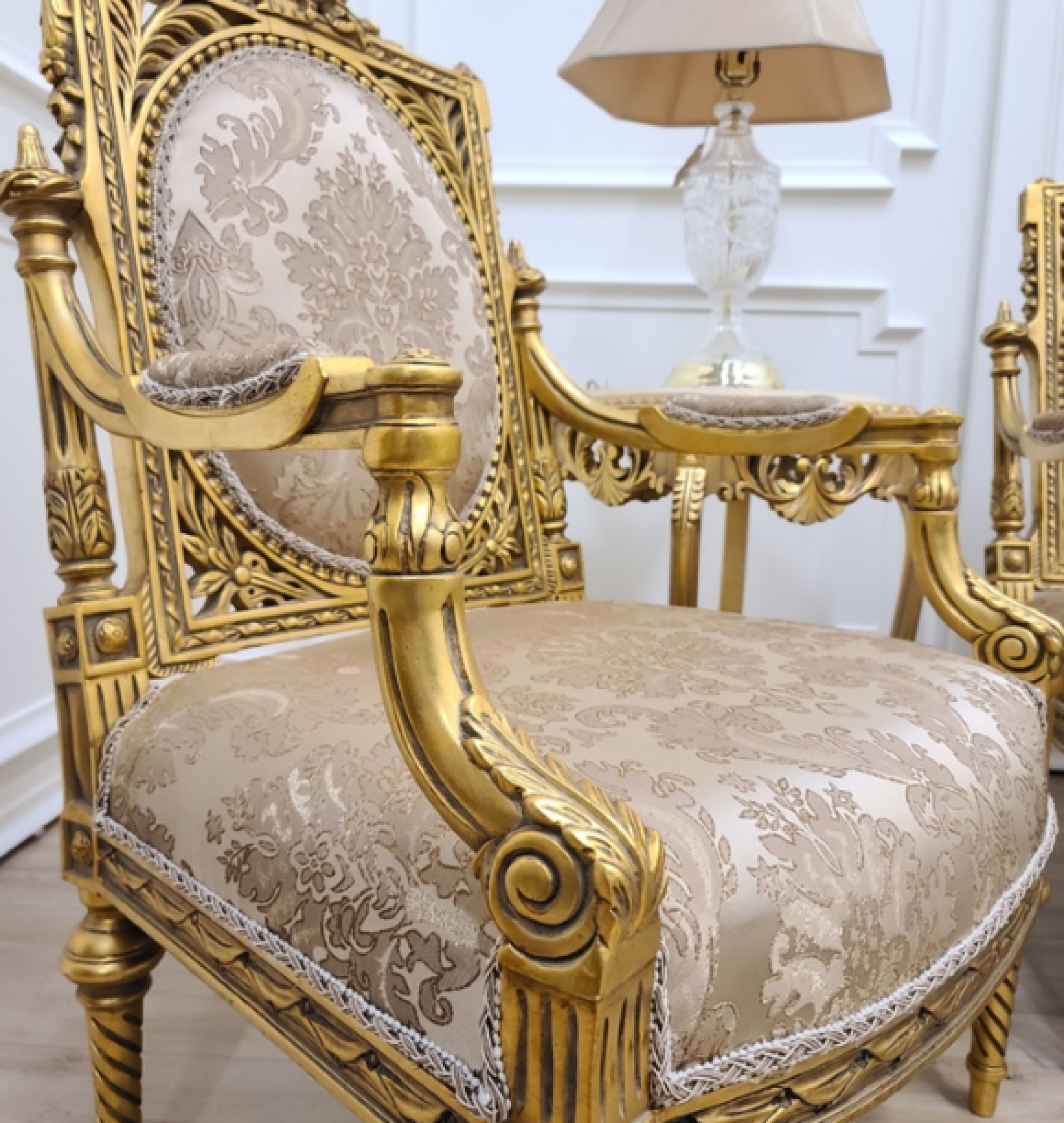 caramel thrones
