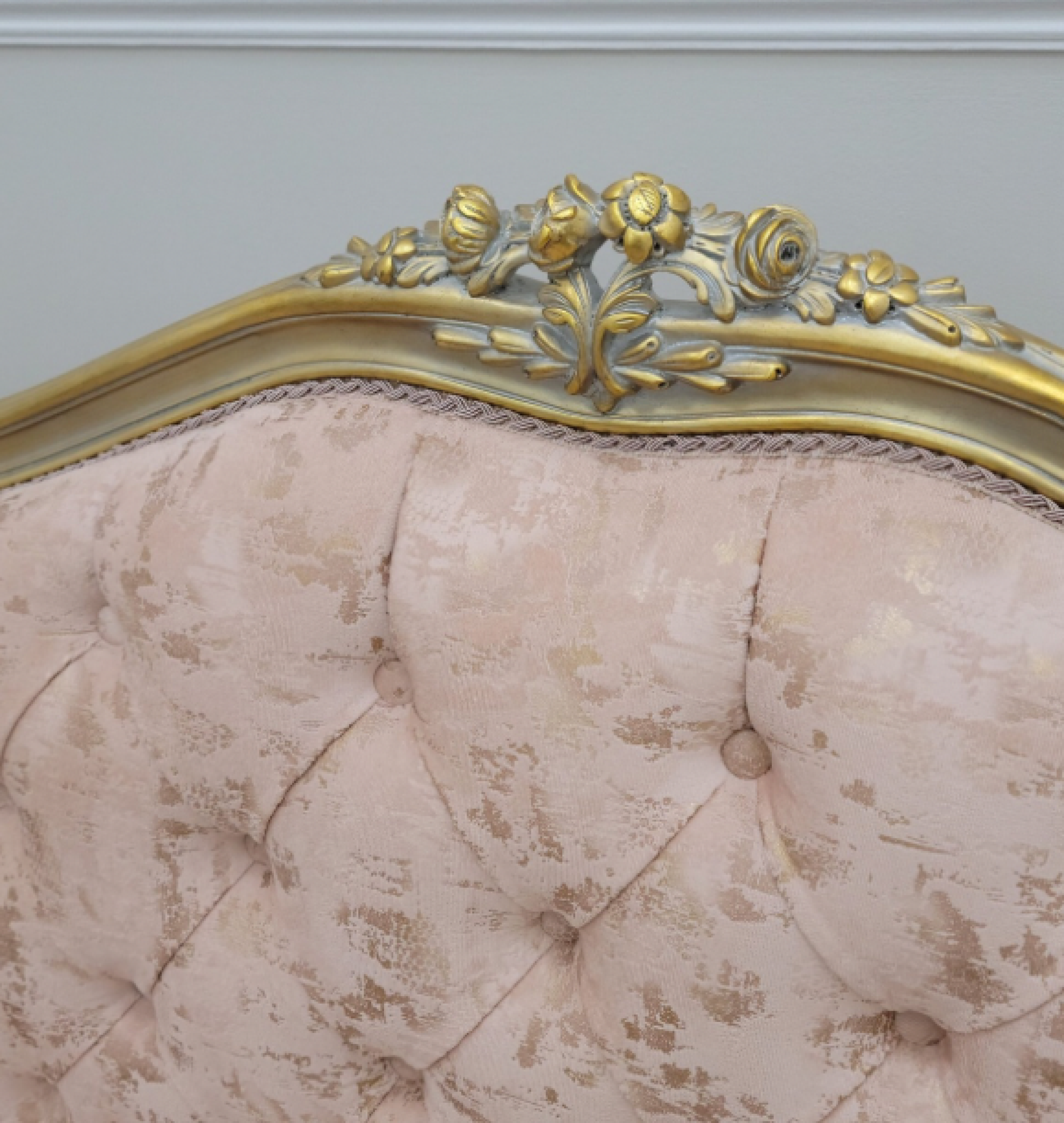 peach thrones
