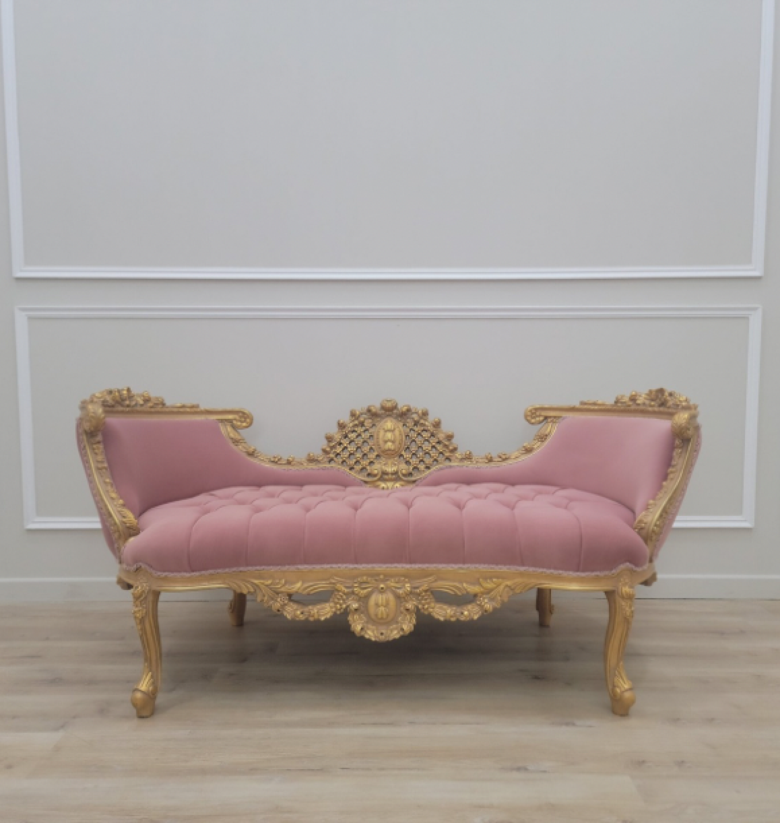 blush bench