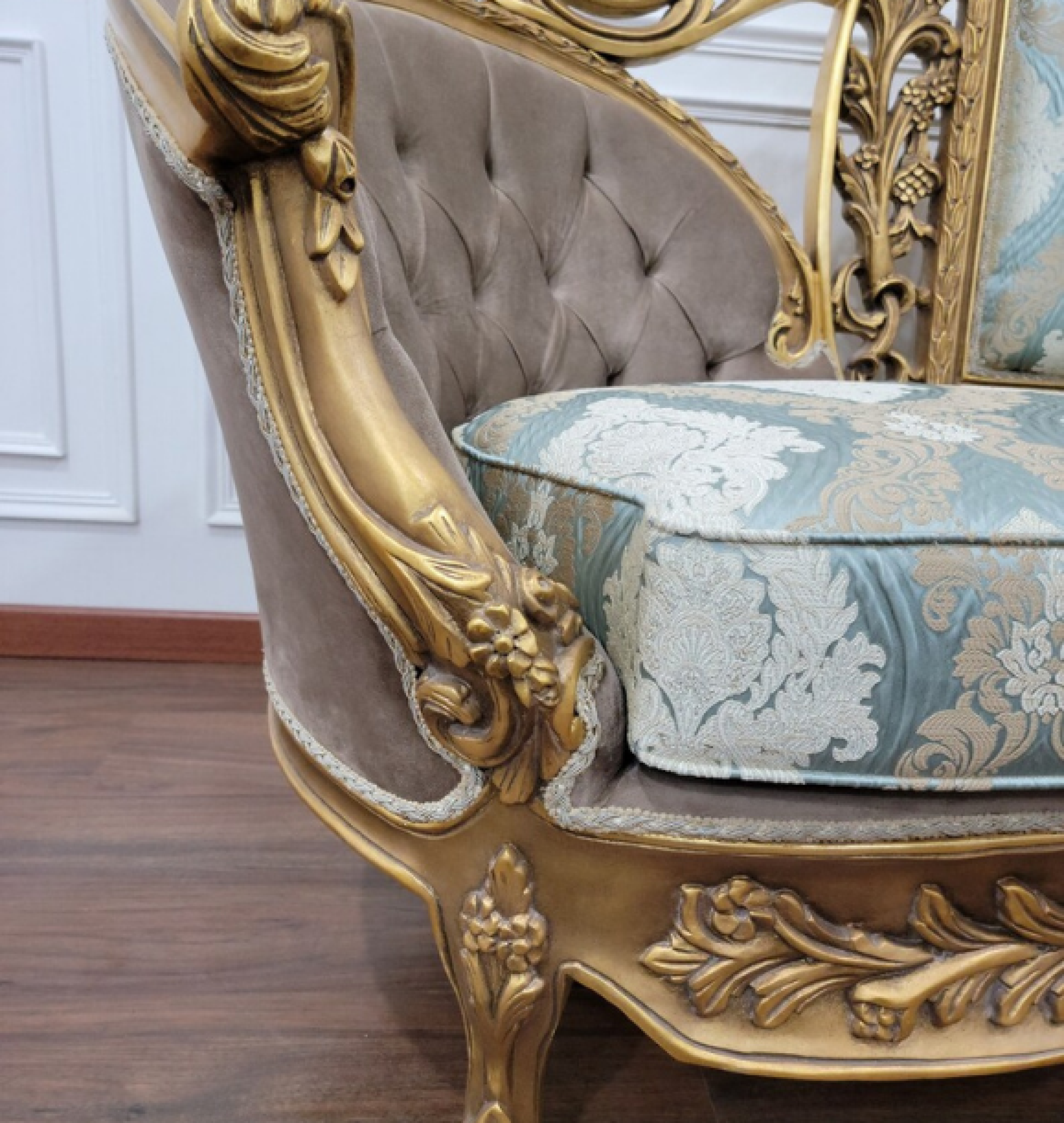 damask thrones