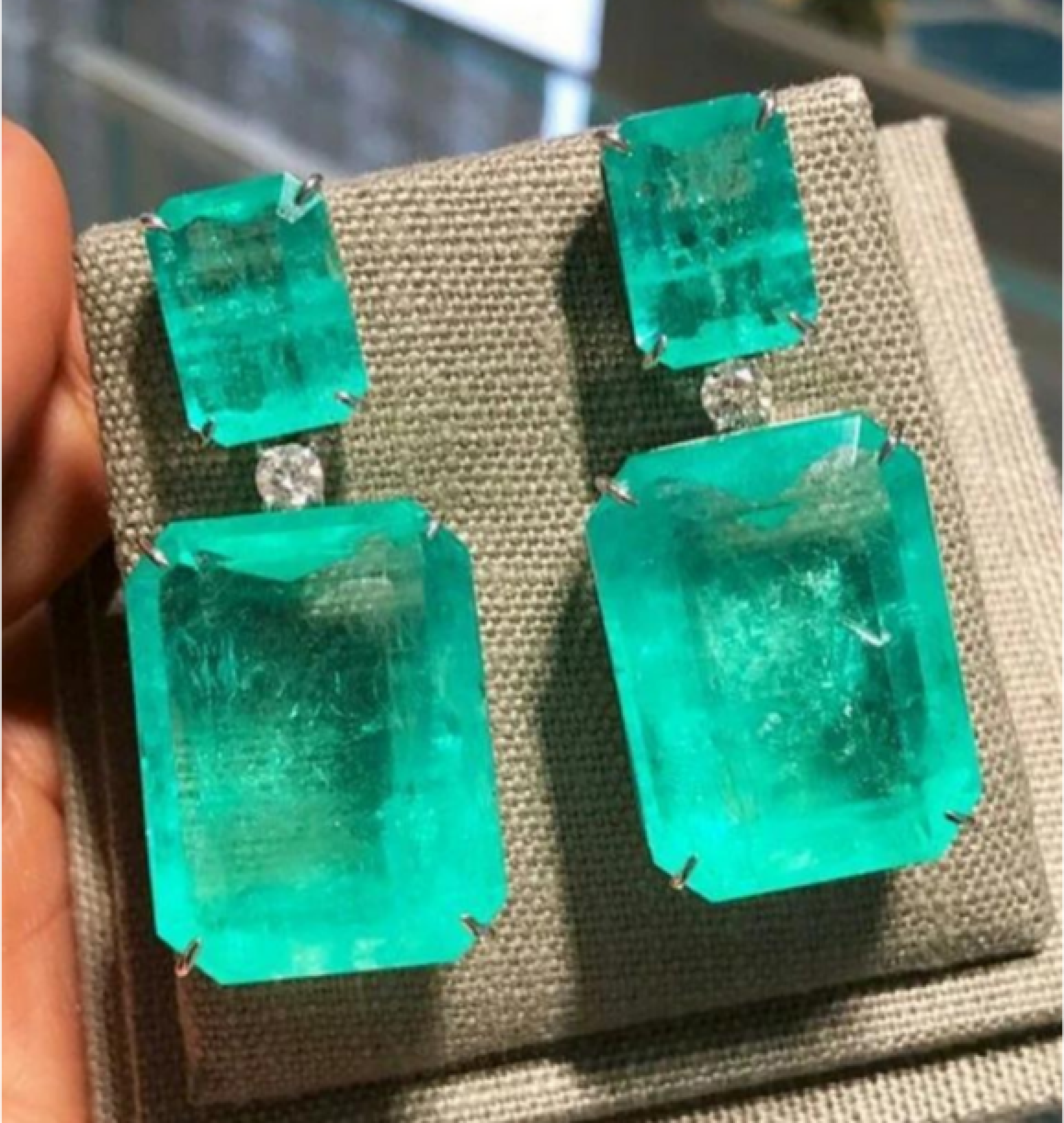 emerald earrings