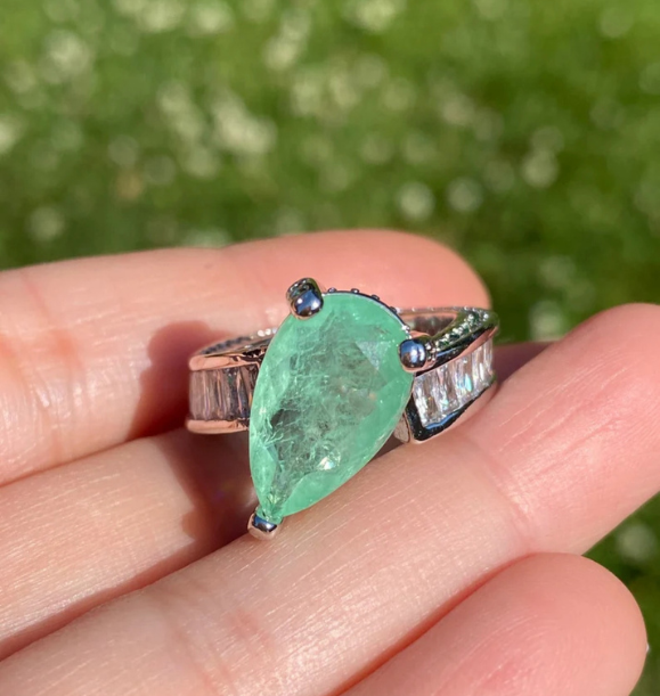 emerald ring