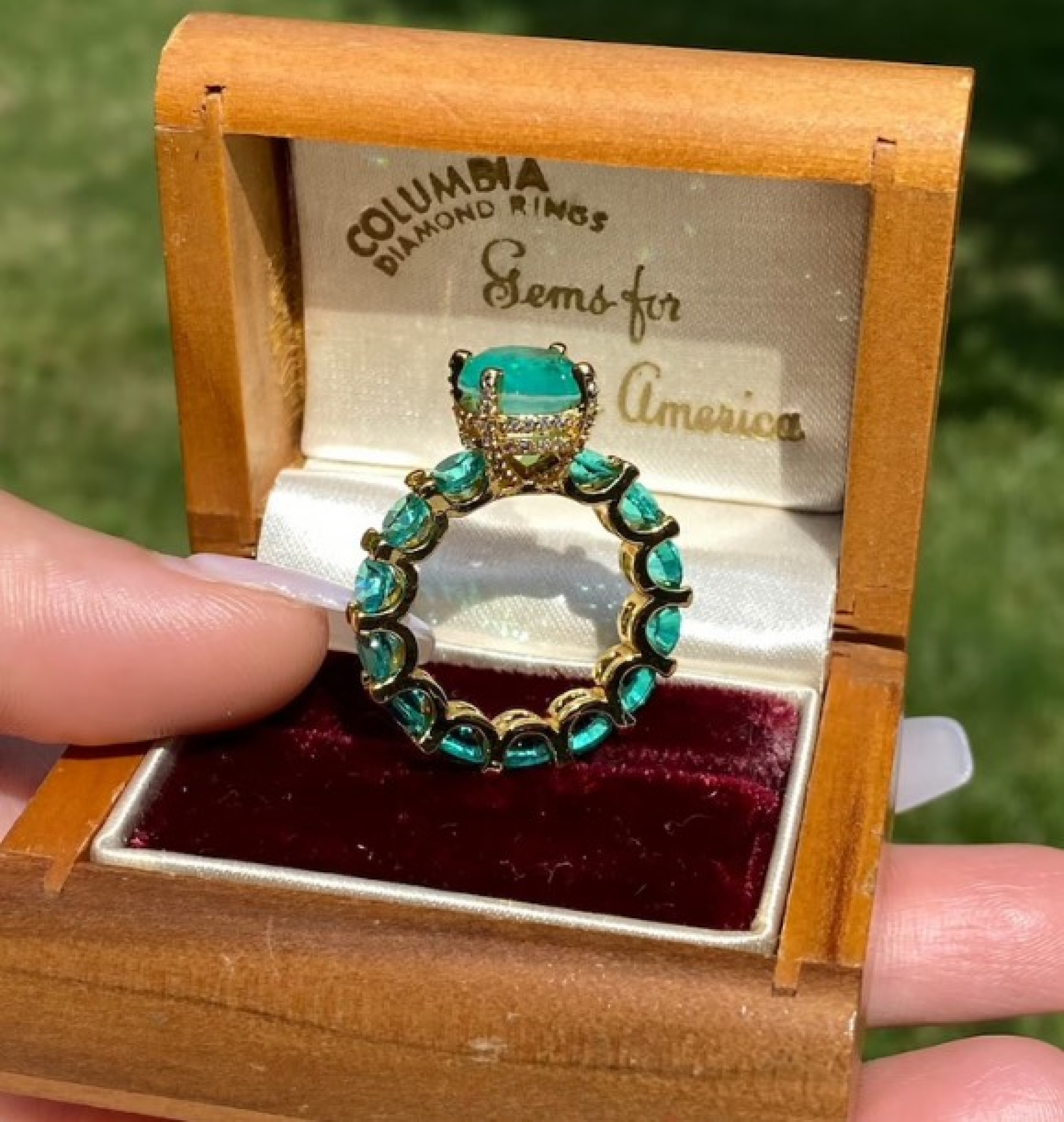 emerald ring
