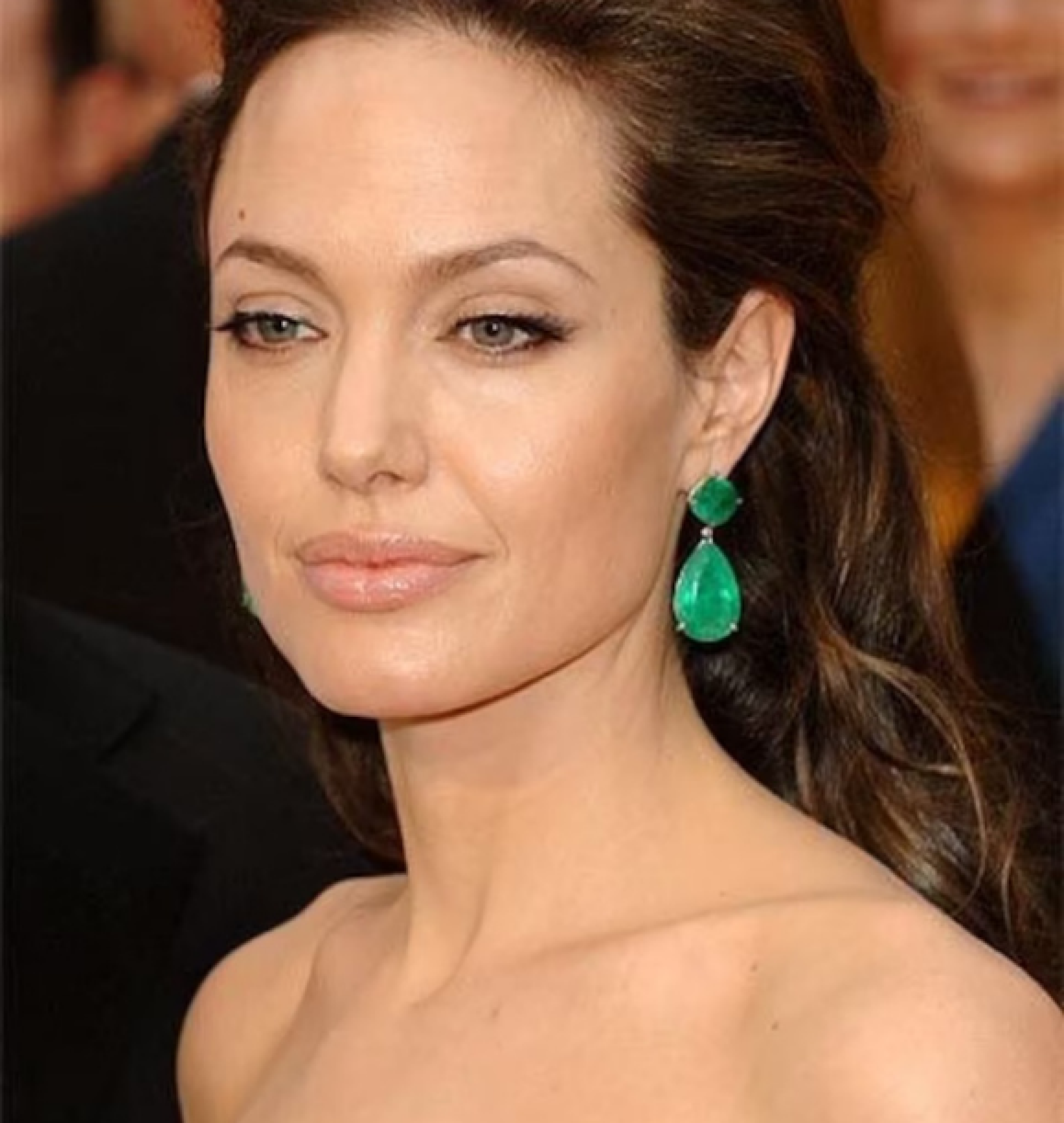 drop earrings