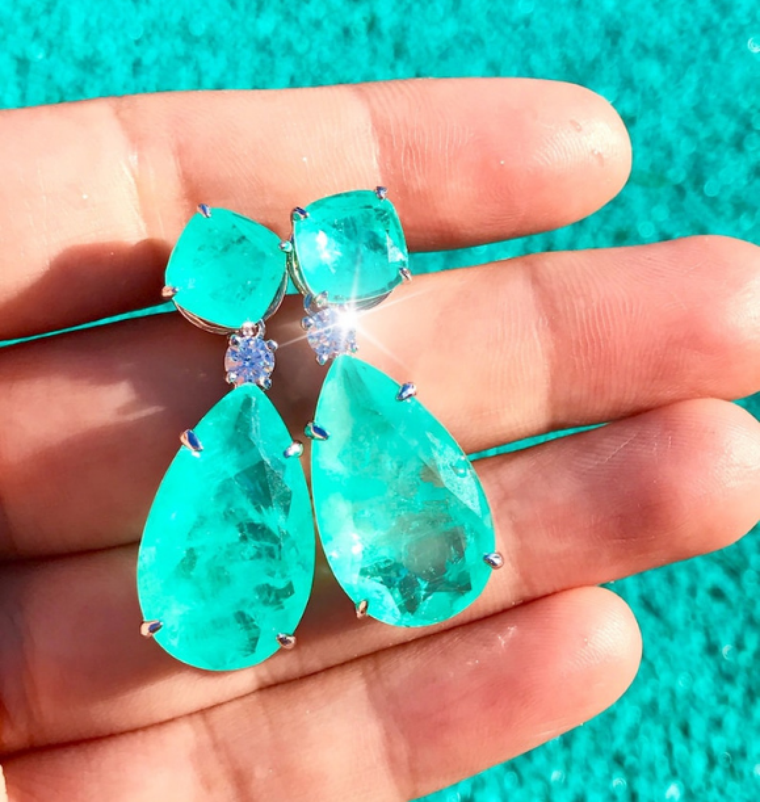 drop earrings