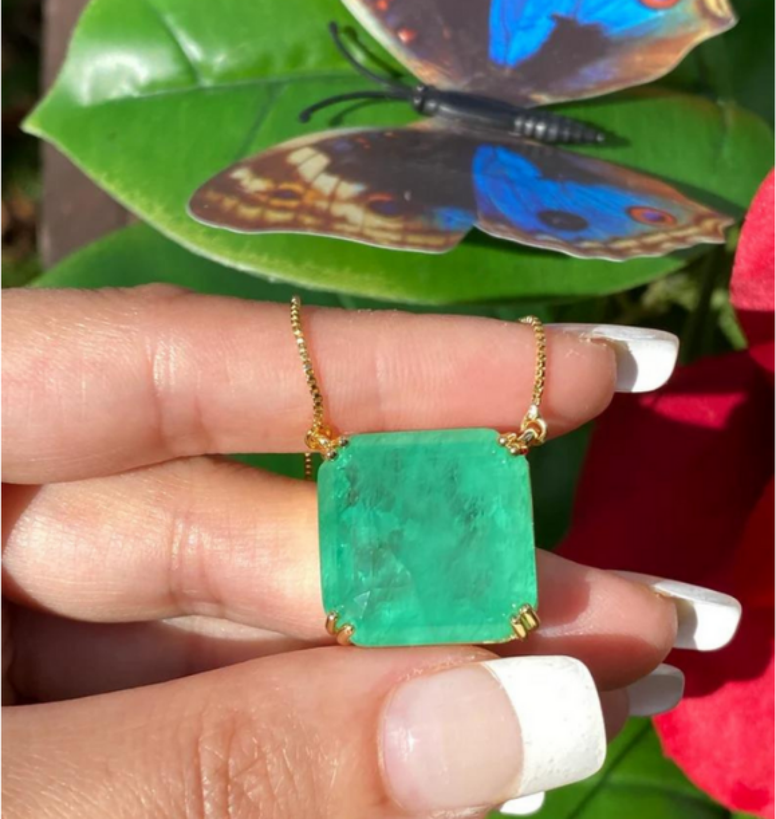 emerald necklac