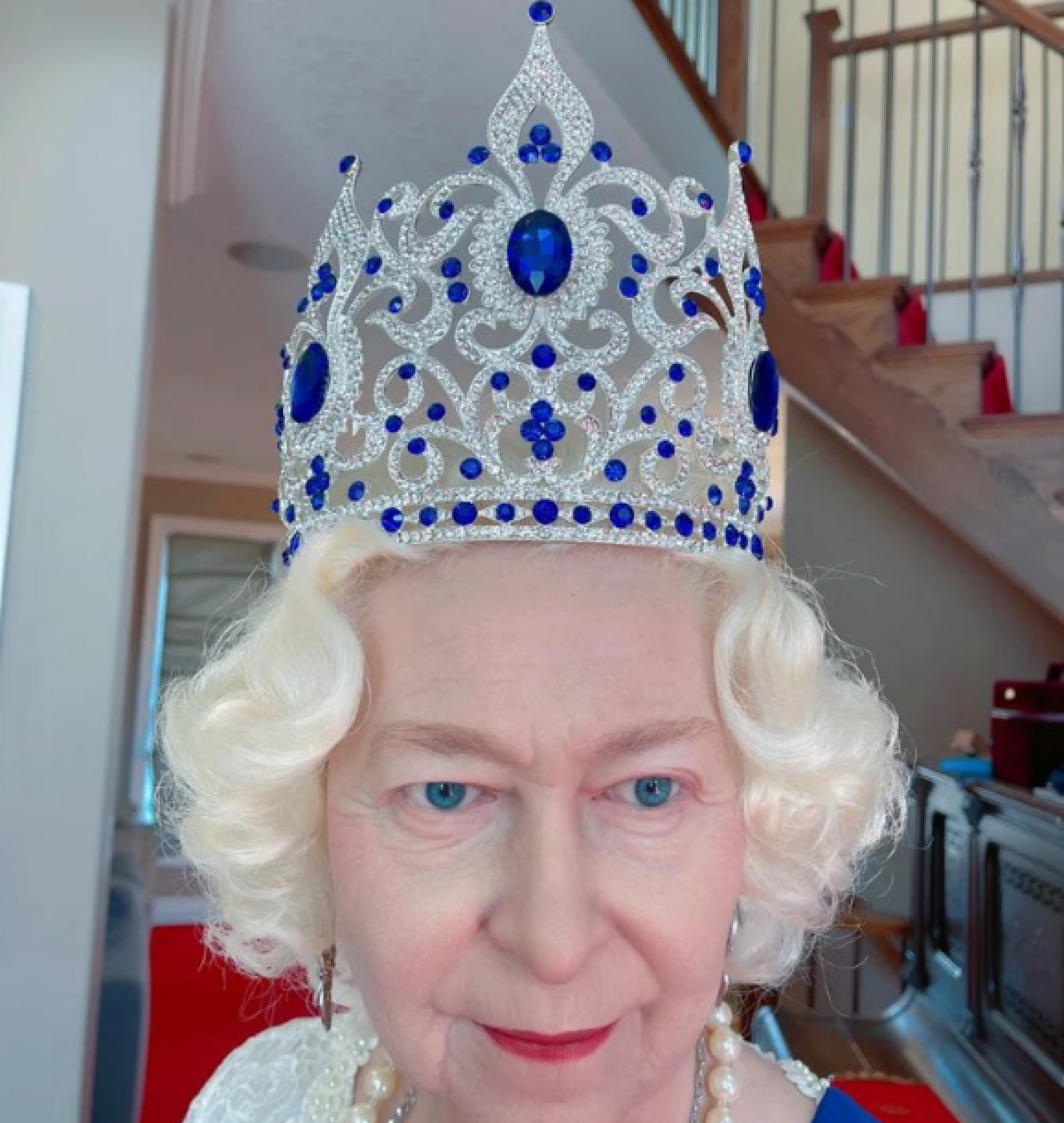 queen crown