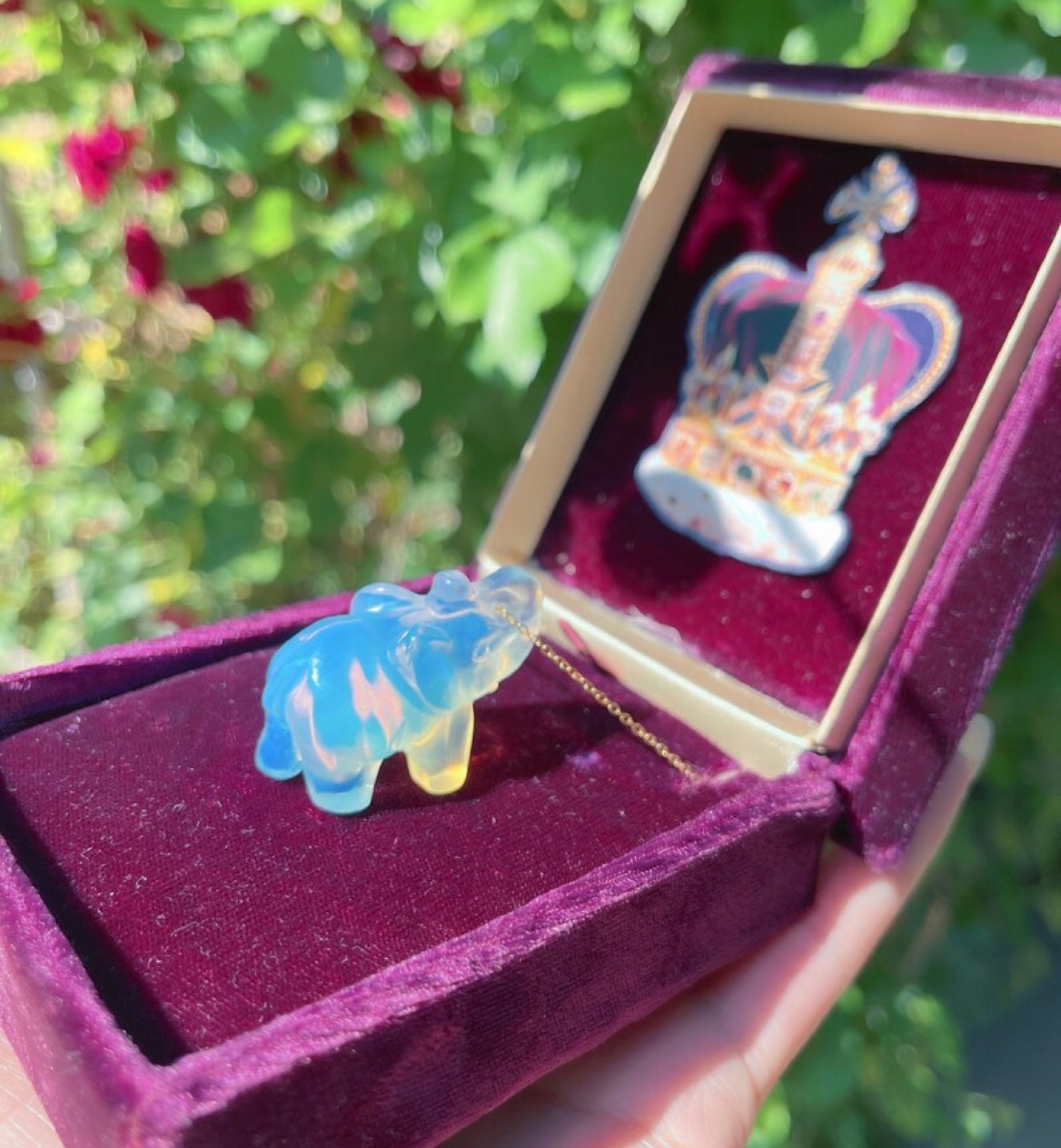 elephant necklace