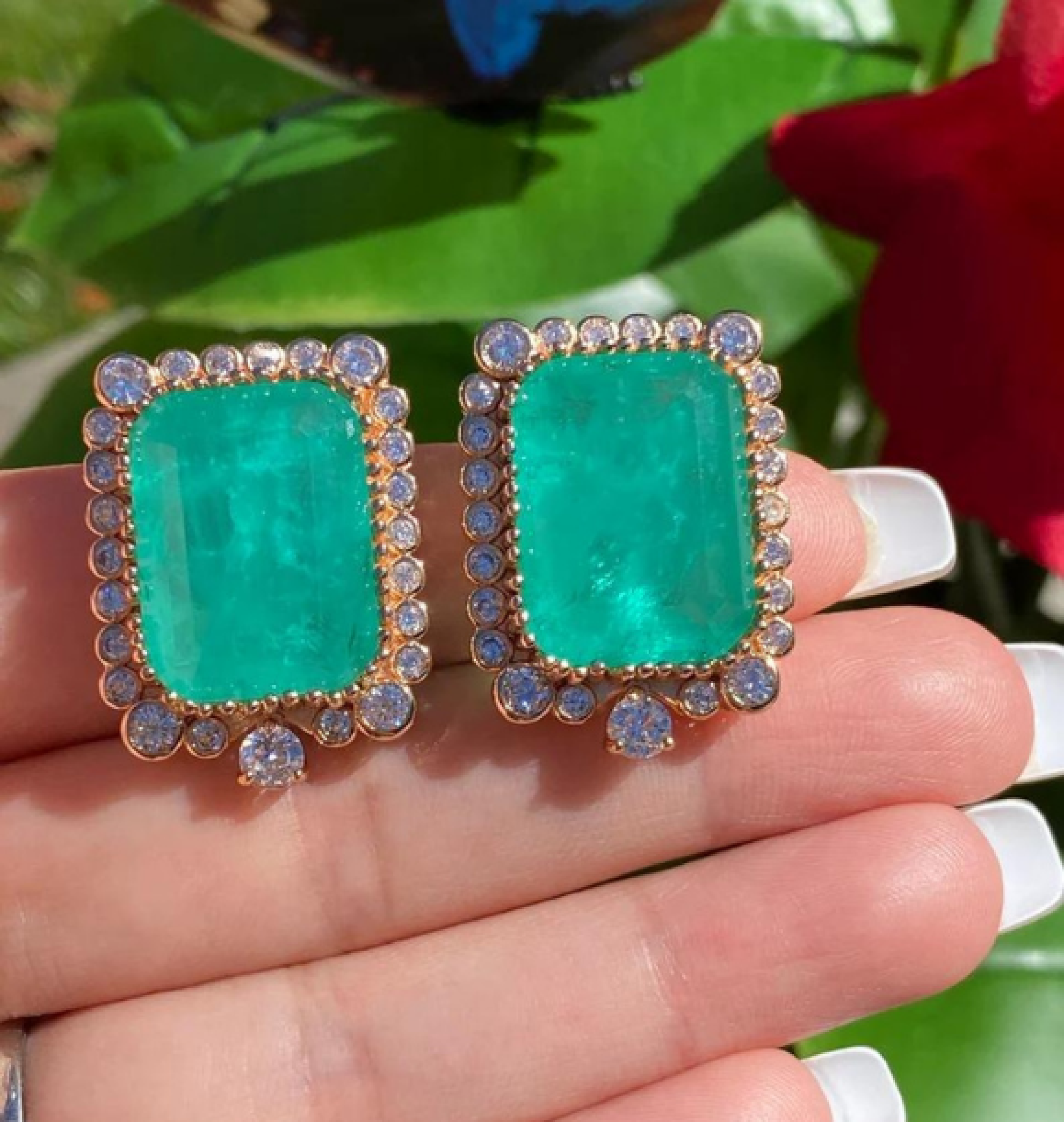 stud earrings