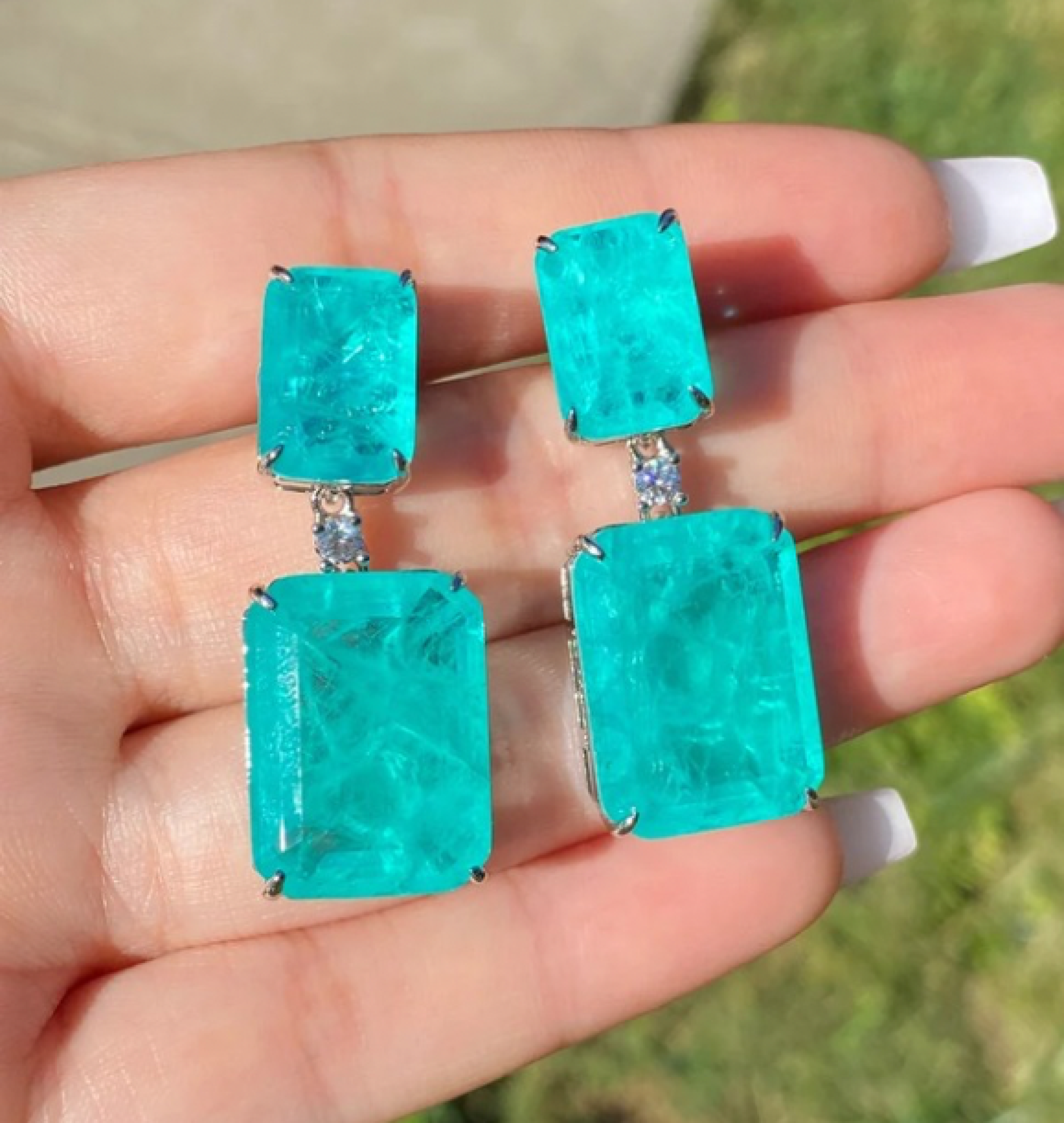 emerald earrings