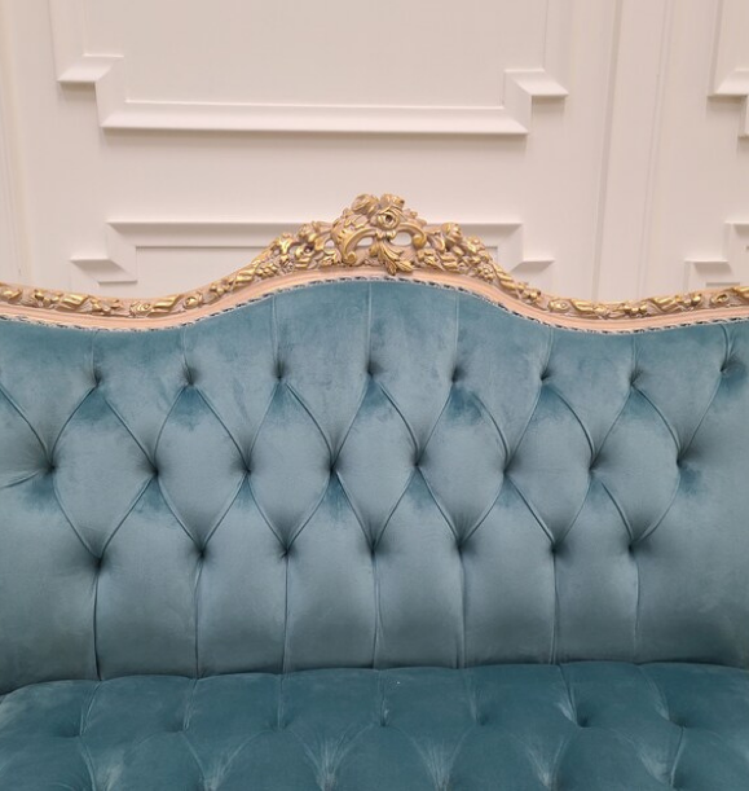 topaz settee