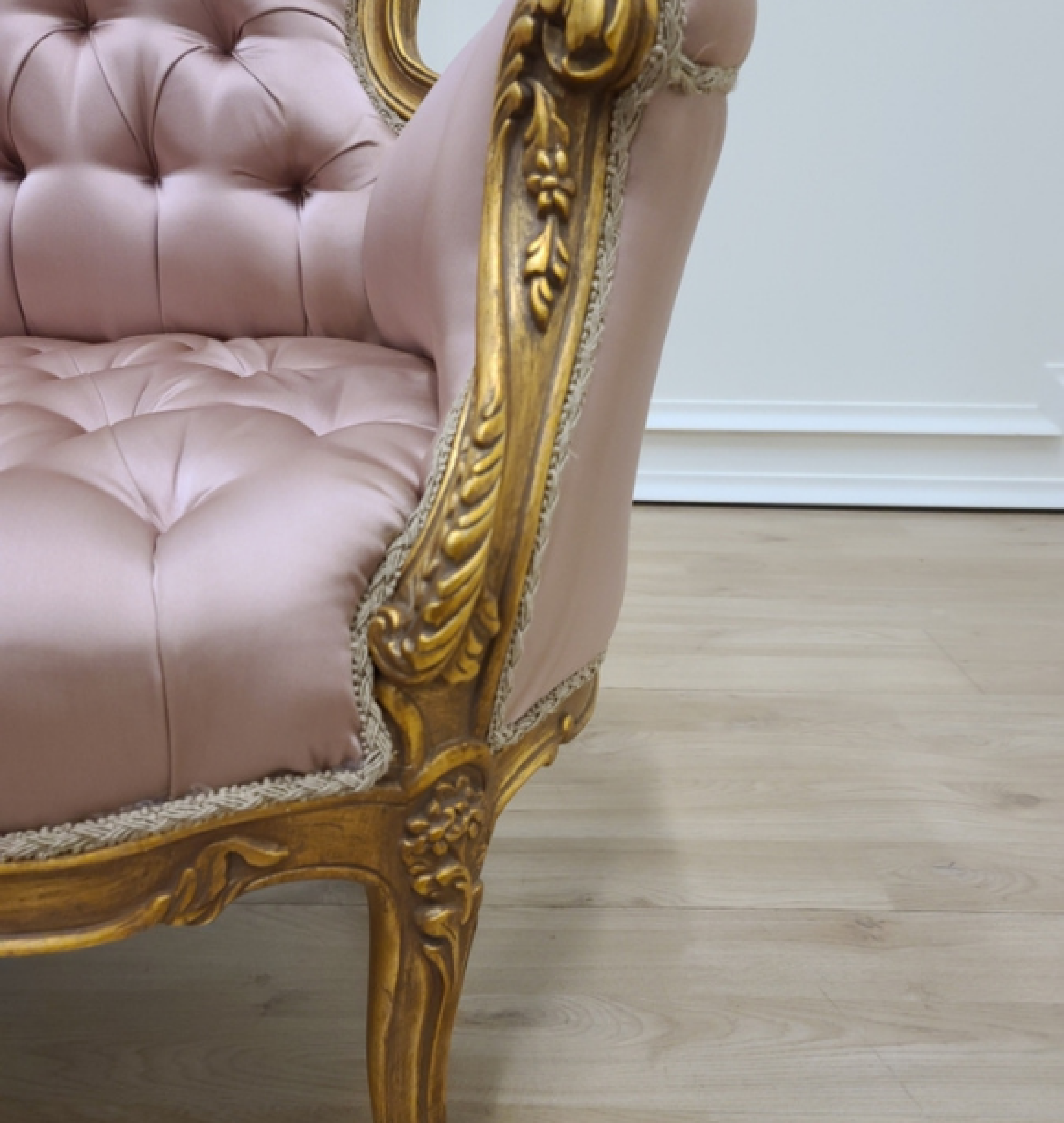 rose settee