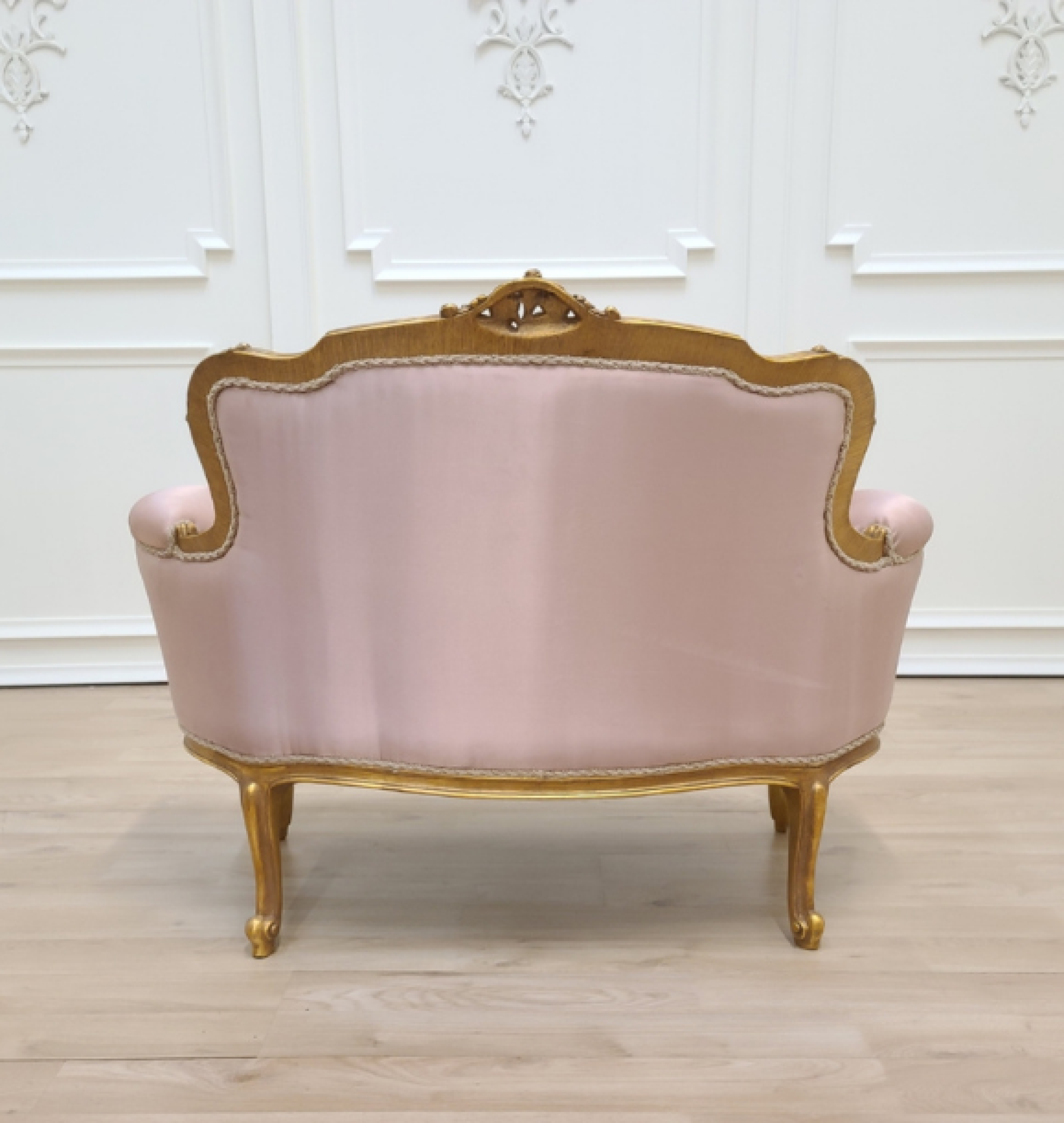 rose settee