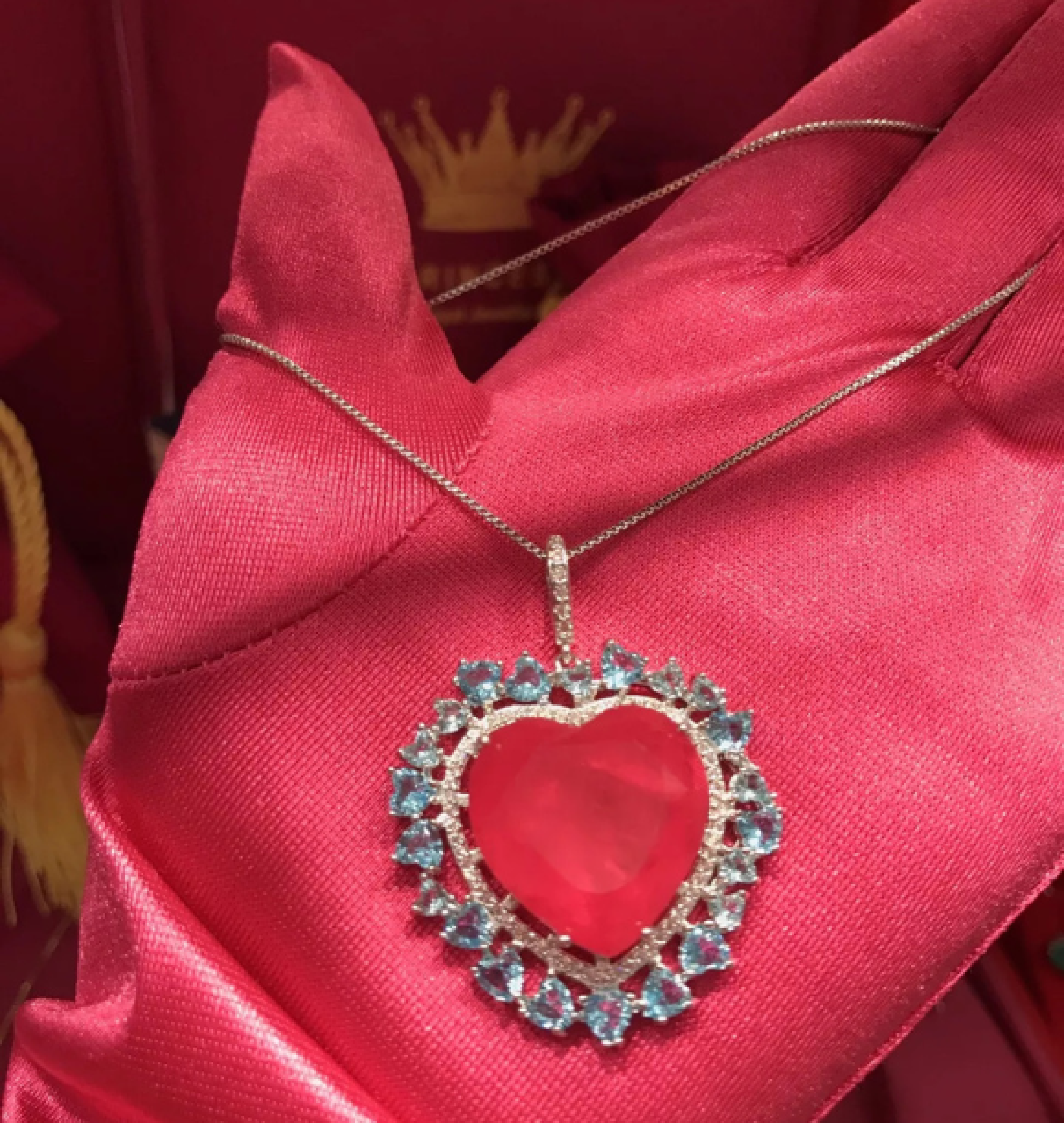 heart necklace