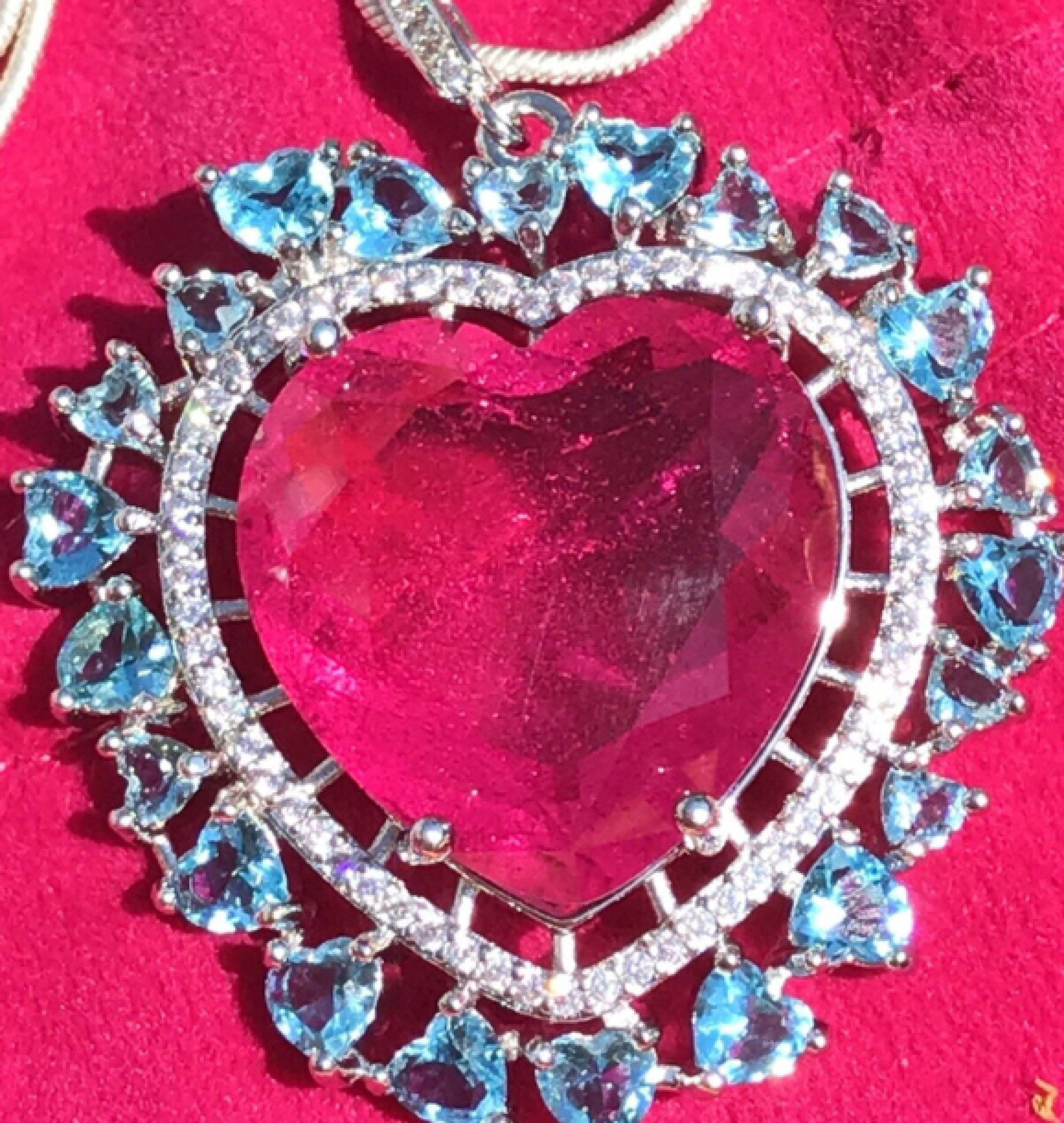 heart necklace