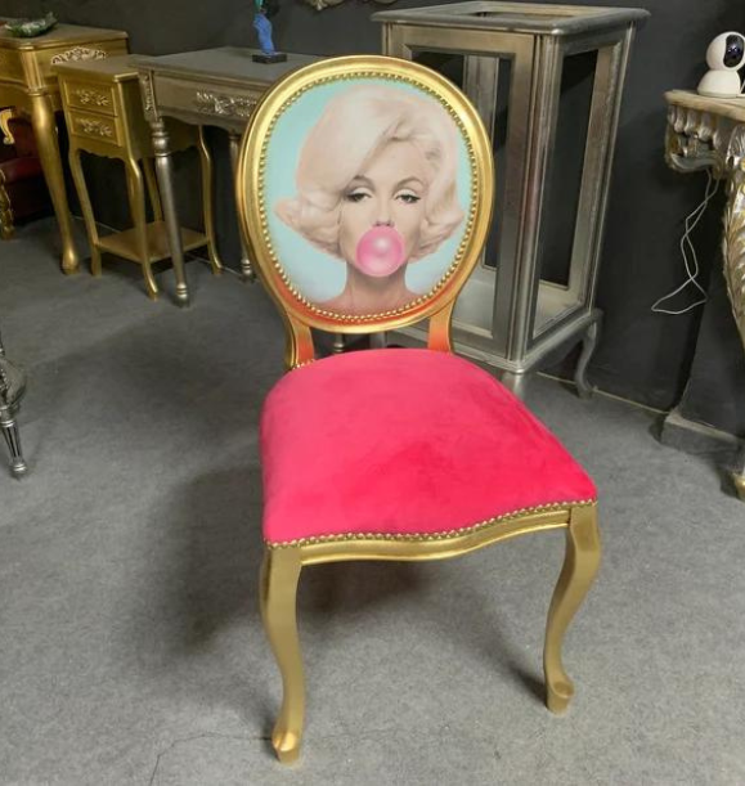 marilyn throne