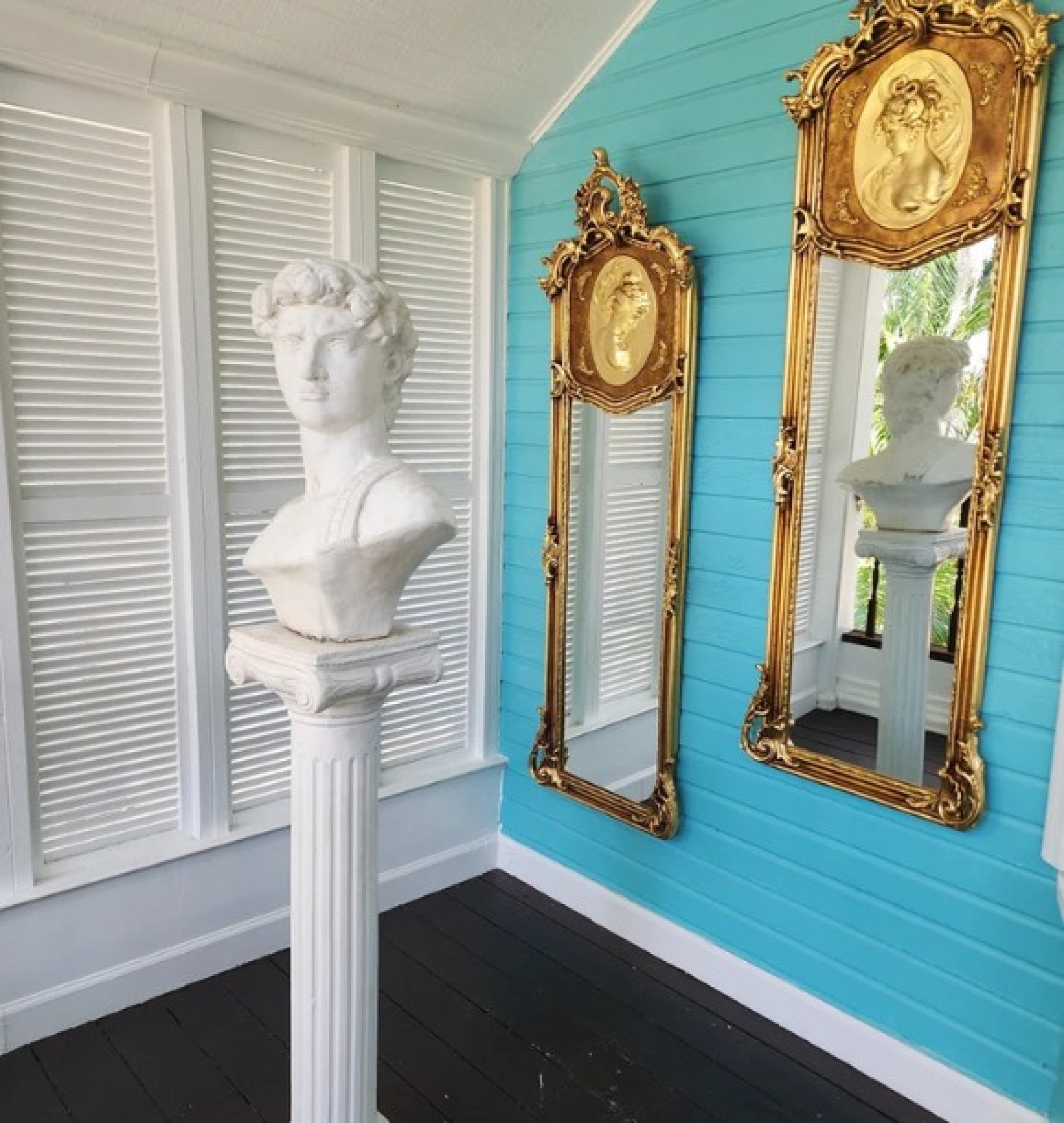 gold mirror