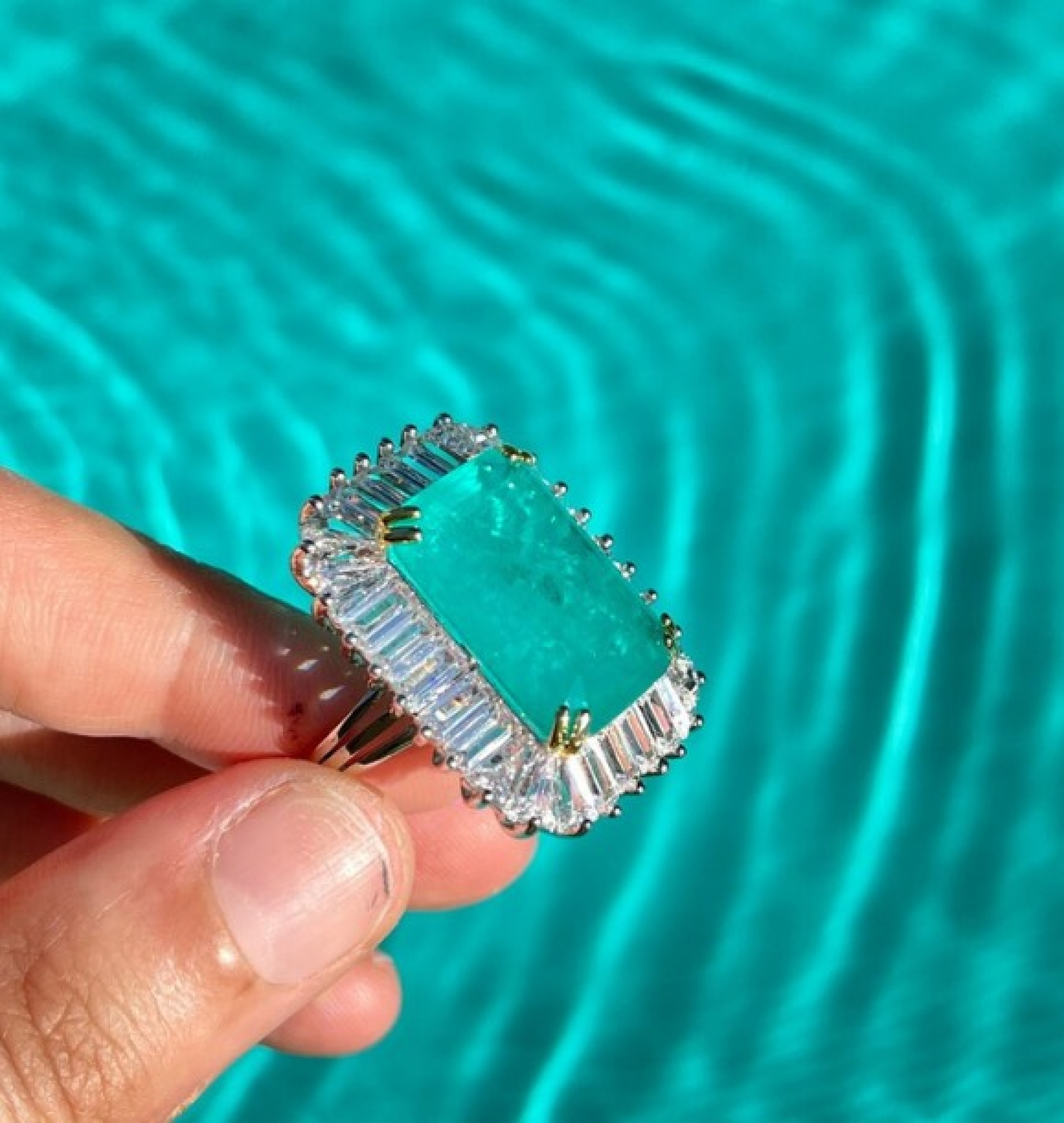 emerald ring