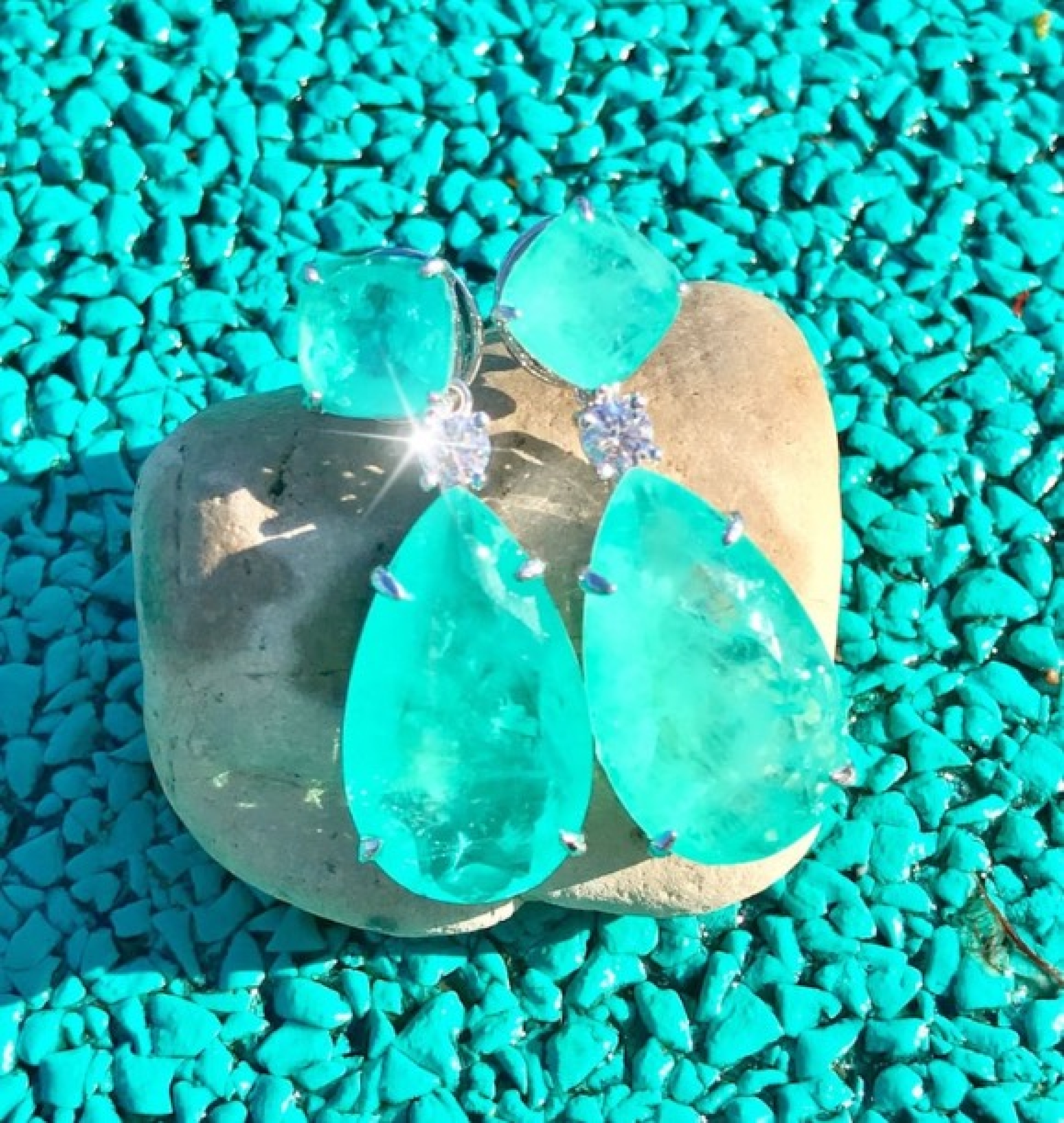 drop earrings
