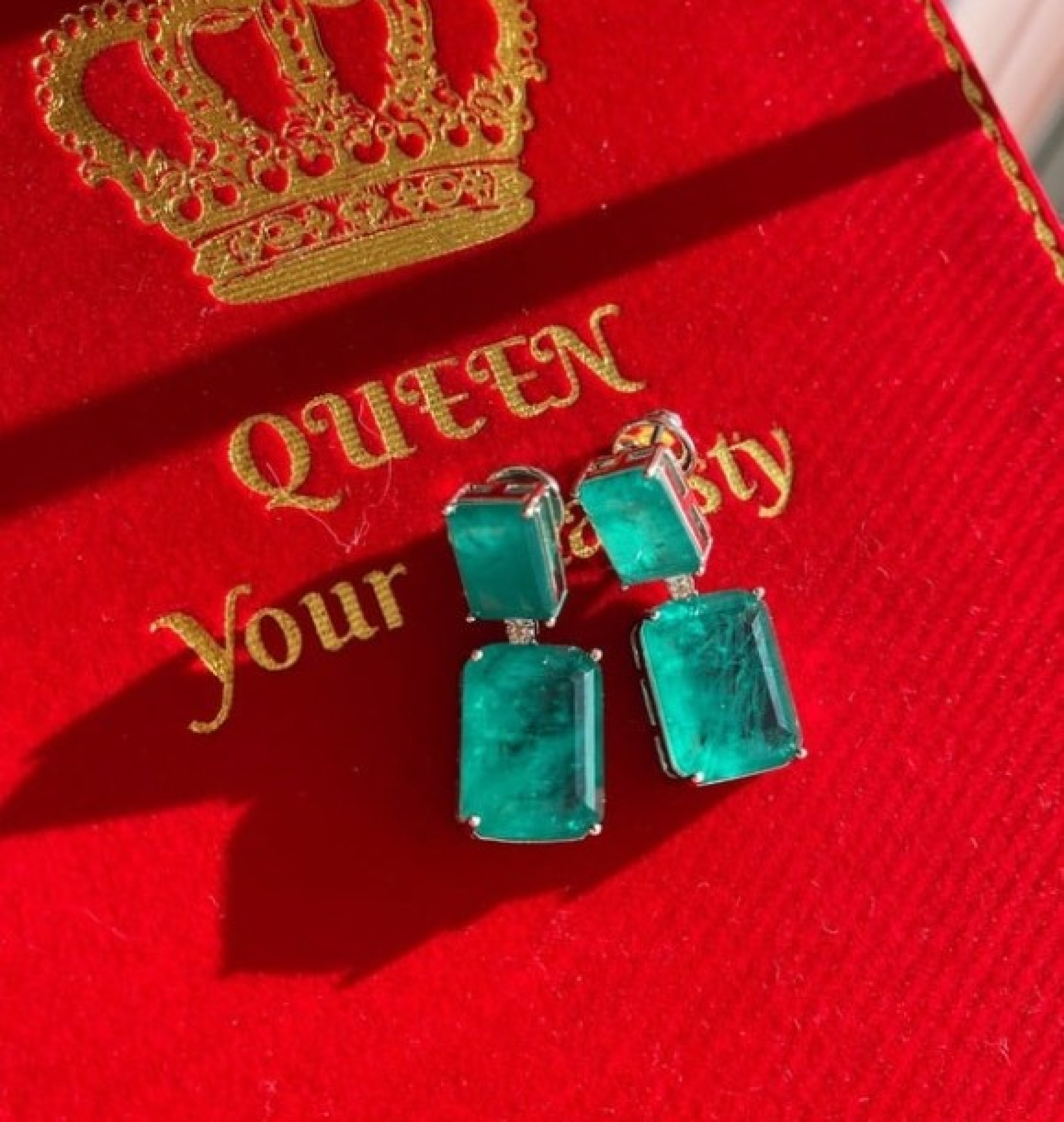 emerald earrings
