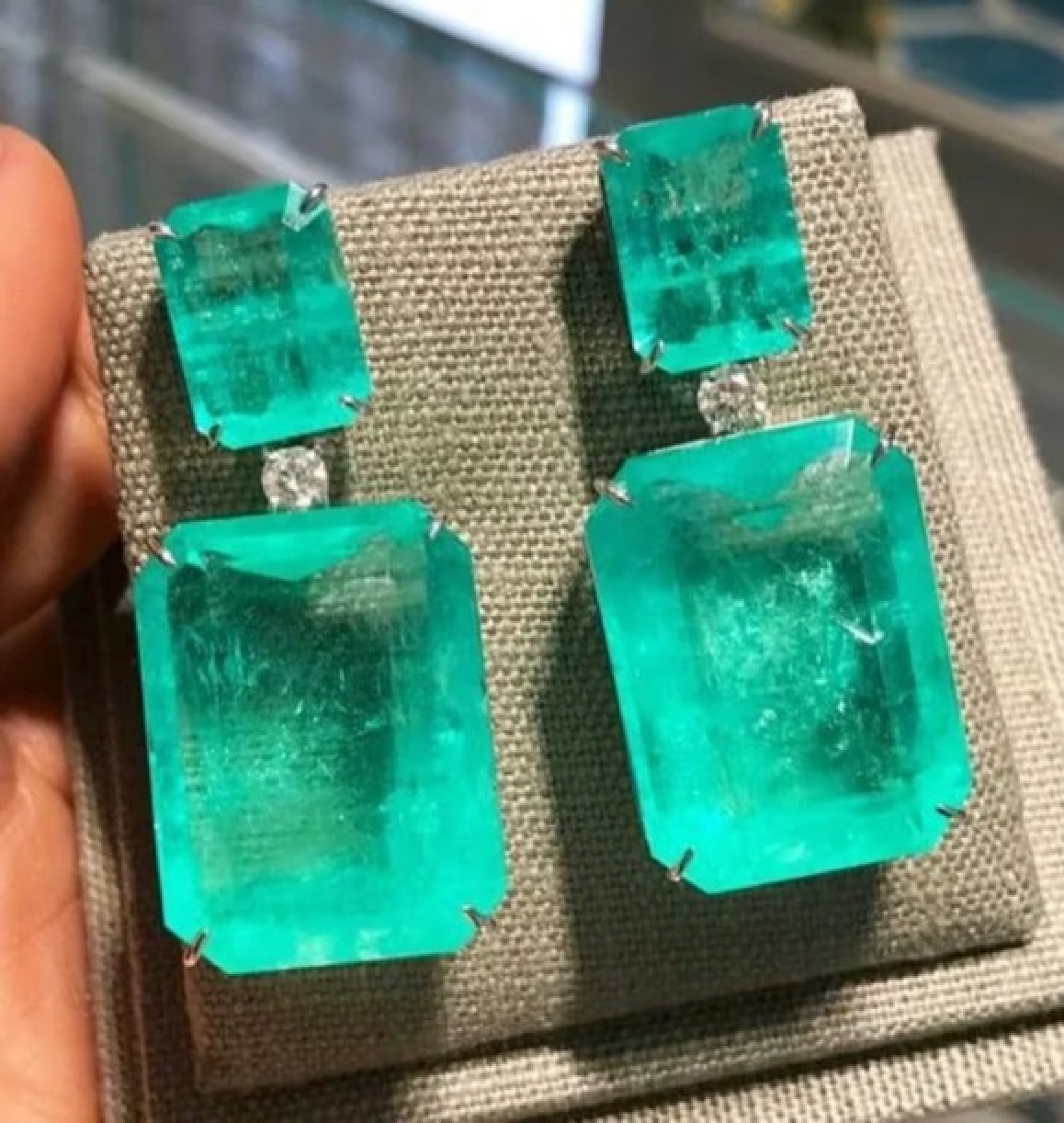 emerald earrings