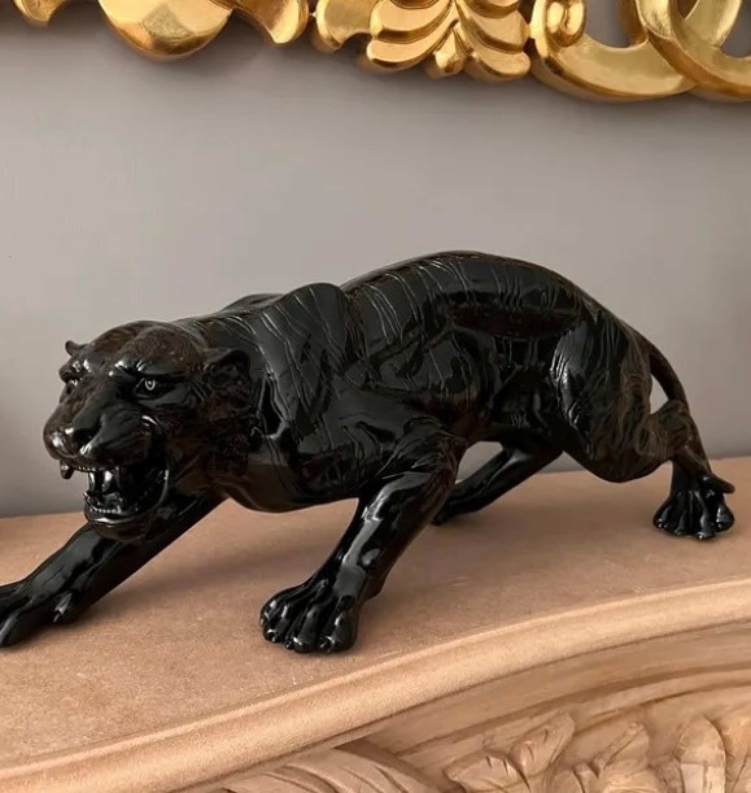 tiger  sculpture