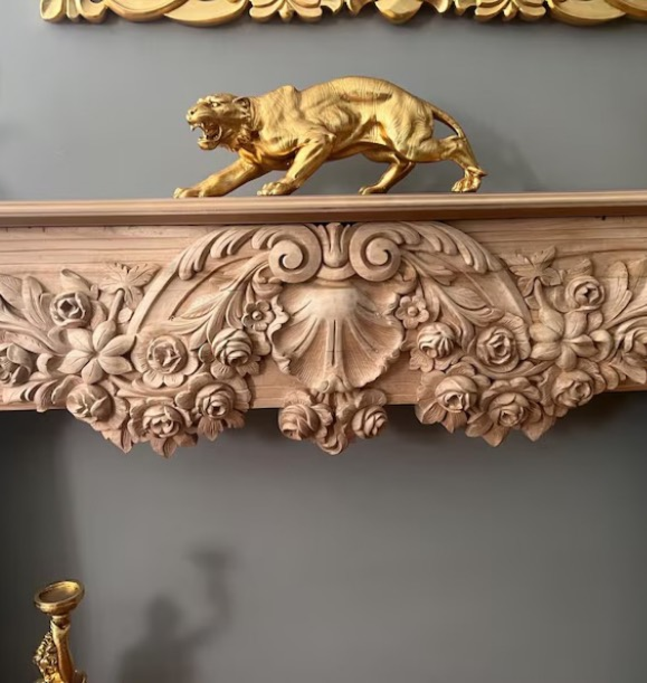 tiger  sculpture