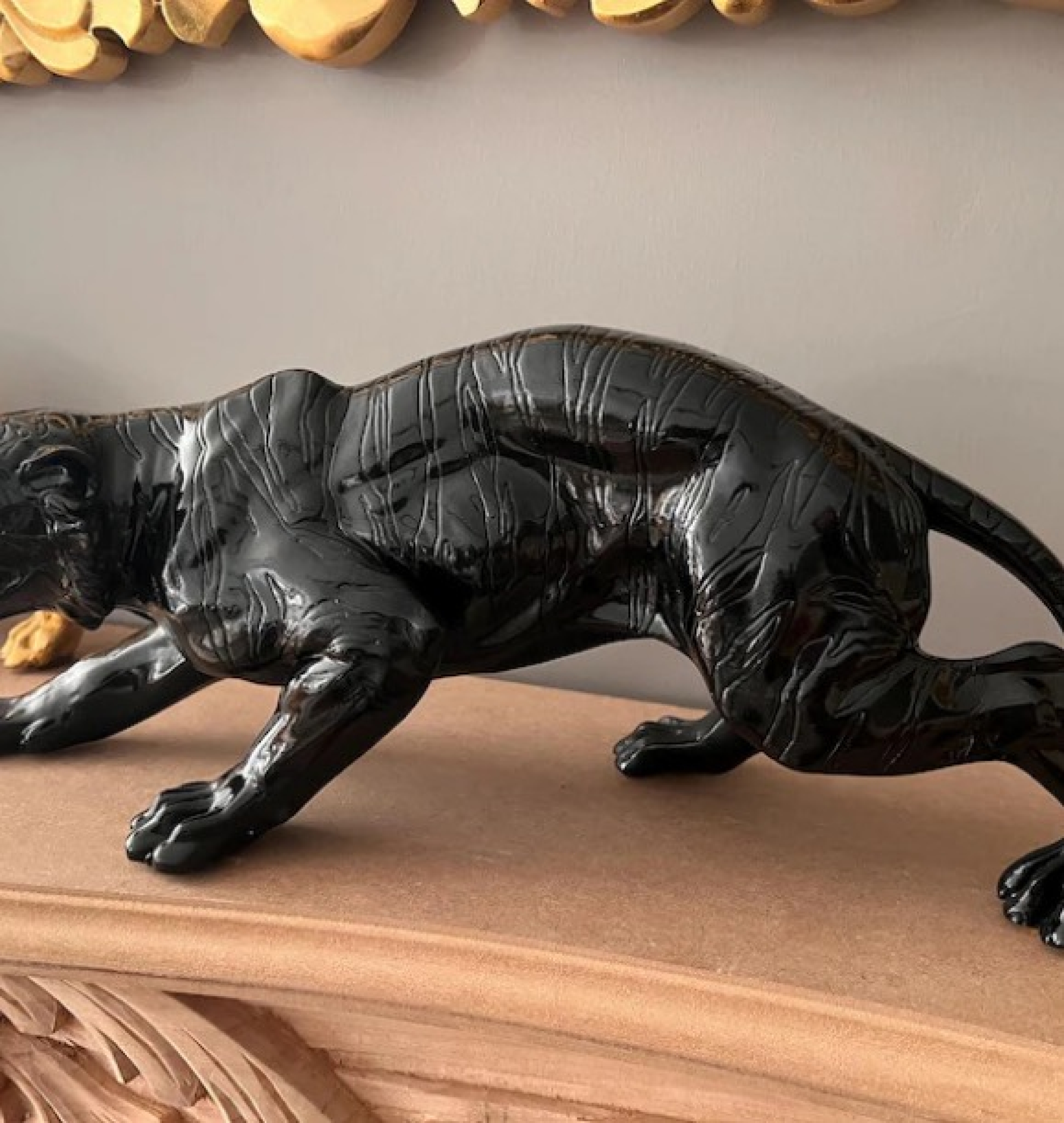 tiger  sculpture