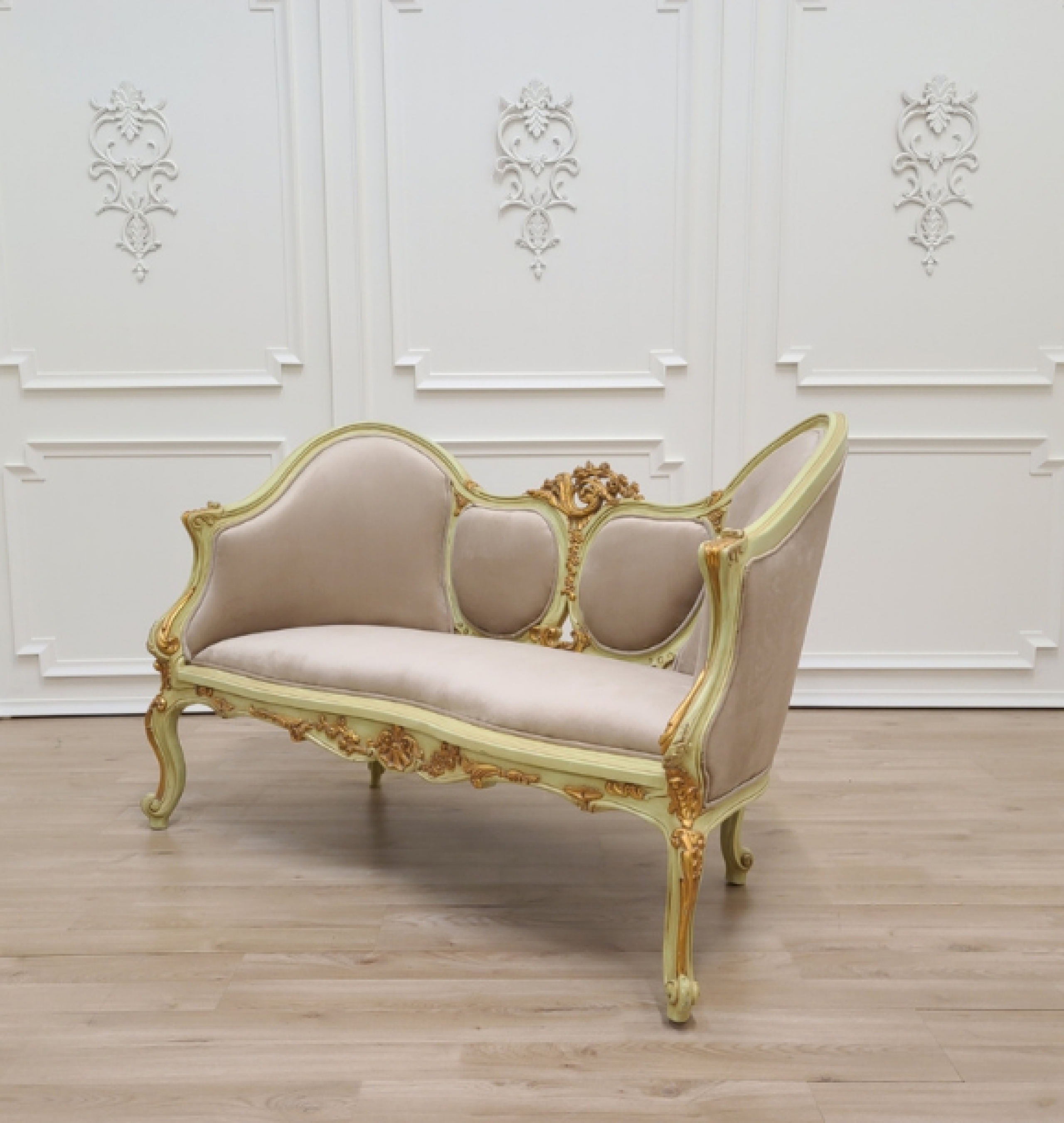 pale rose settee