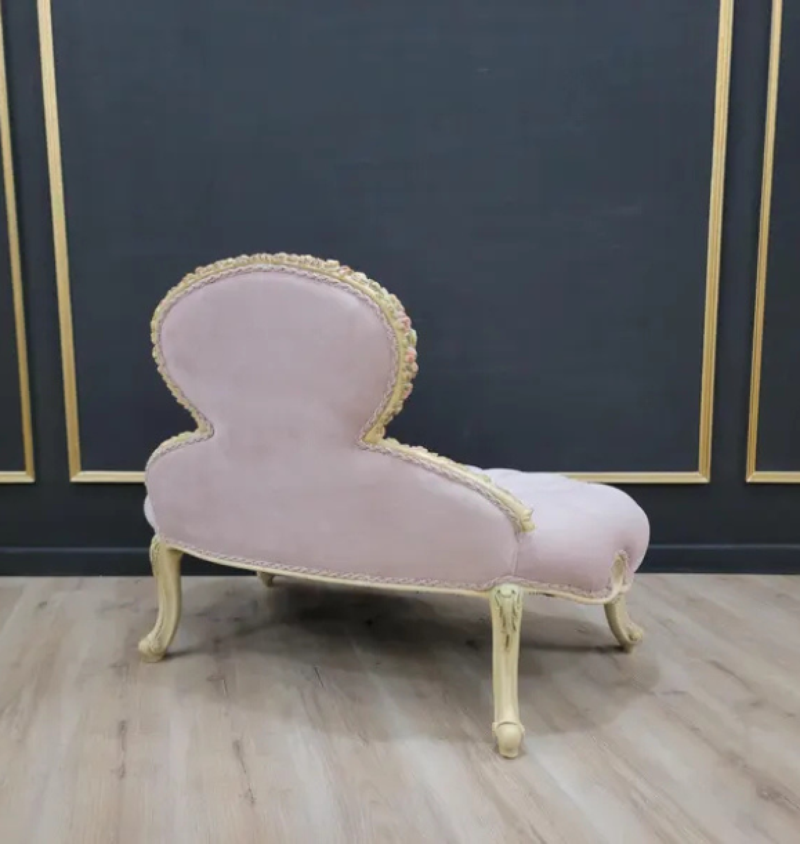rose settee