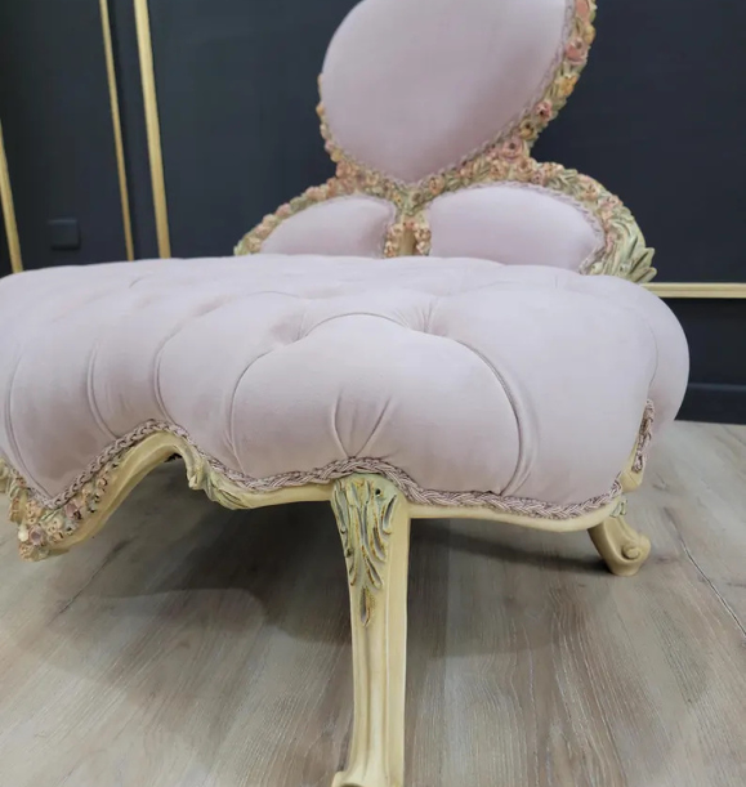 rose settee