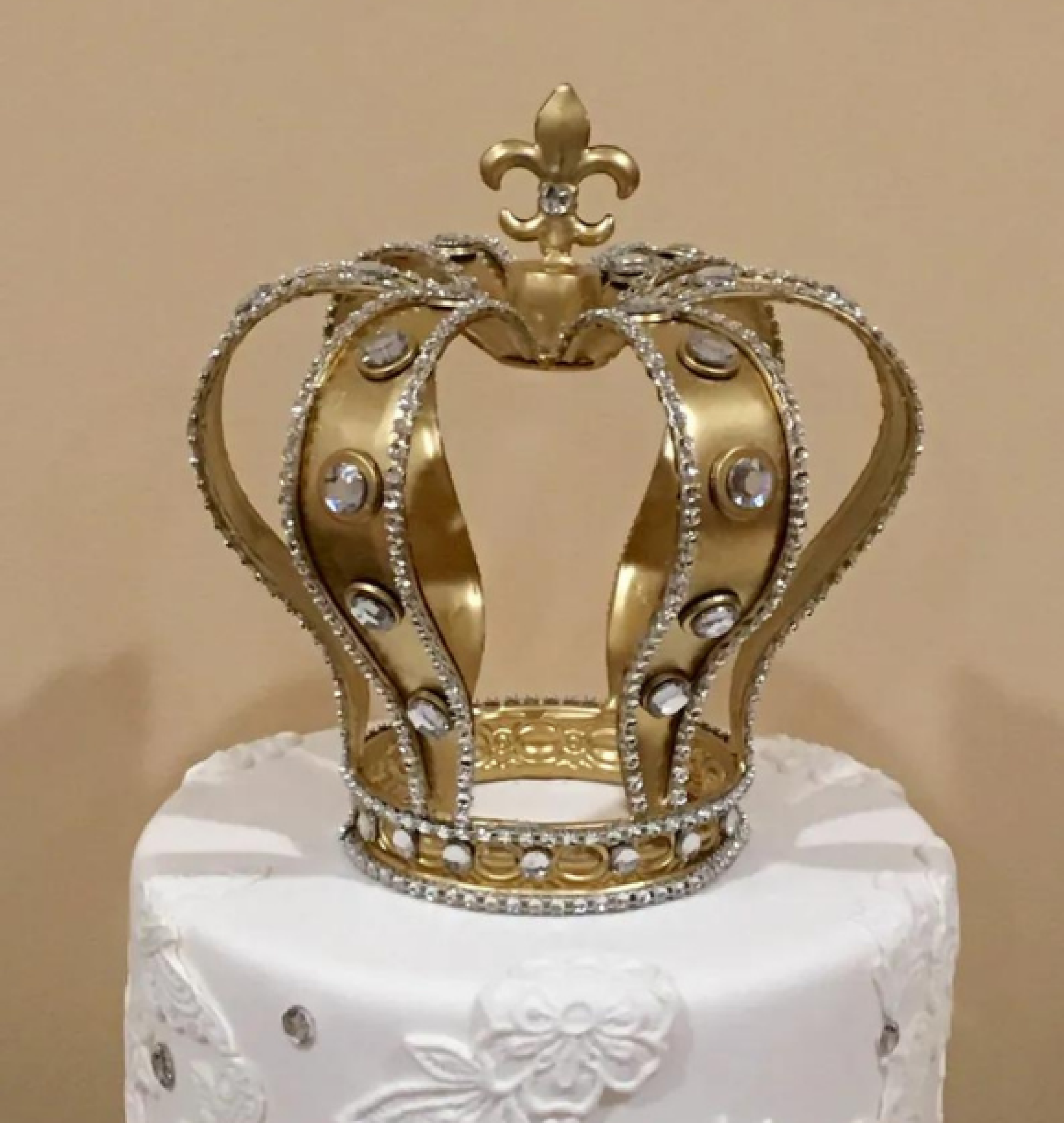 crown topper