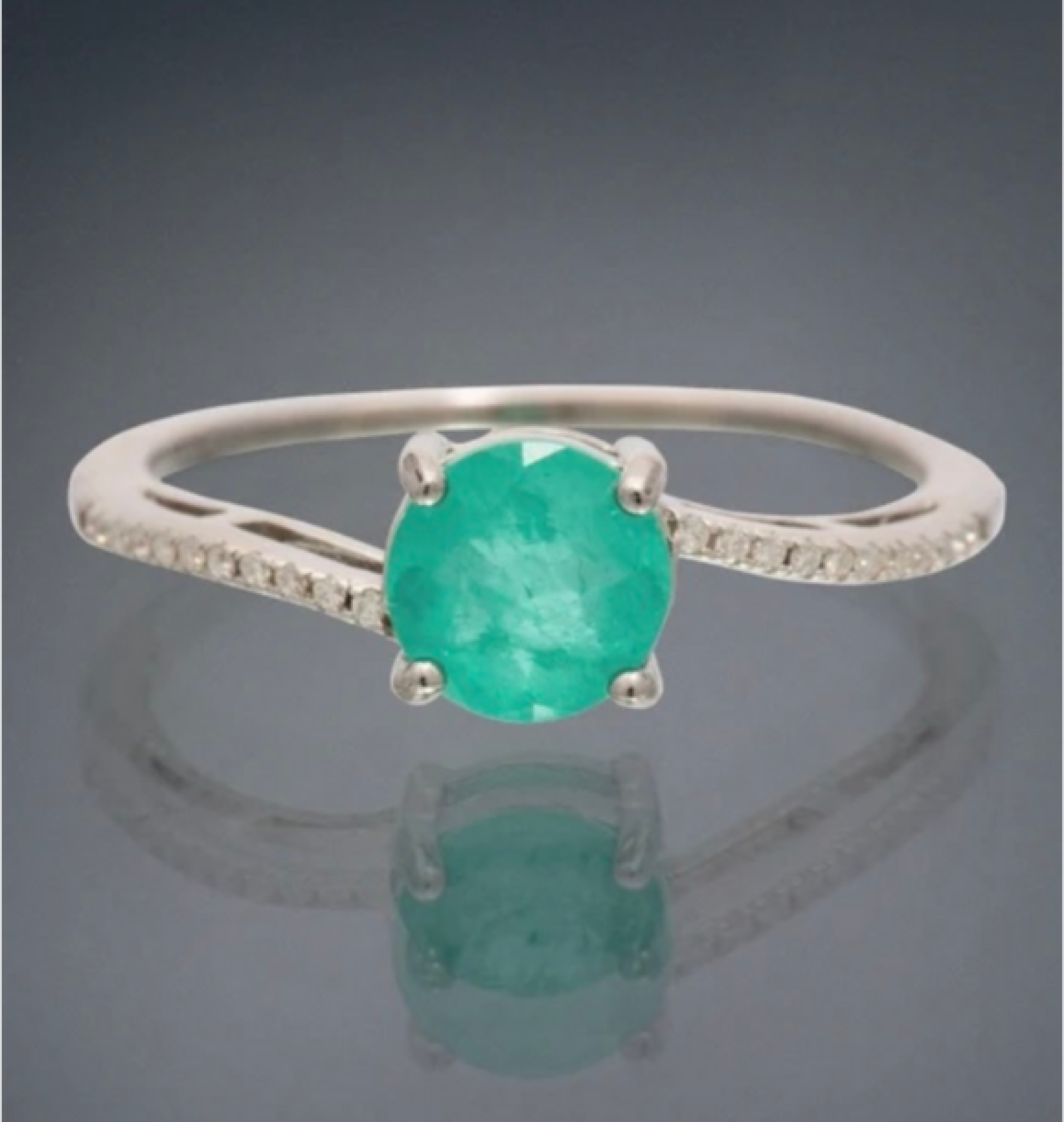 emerald ring