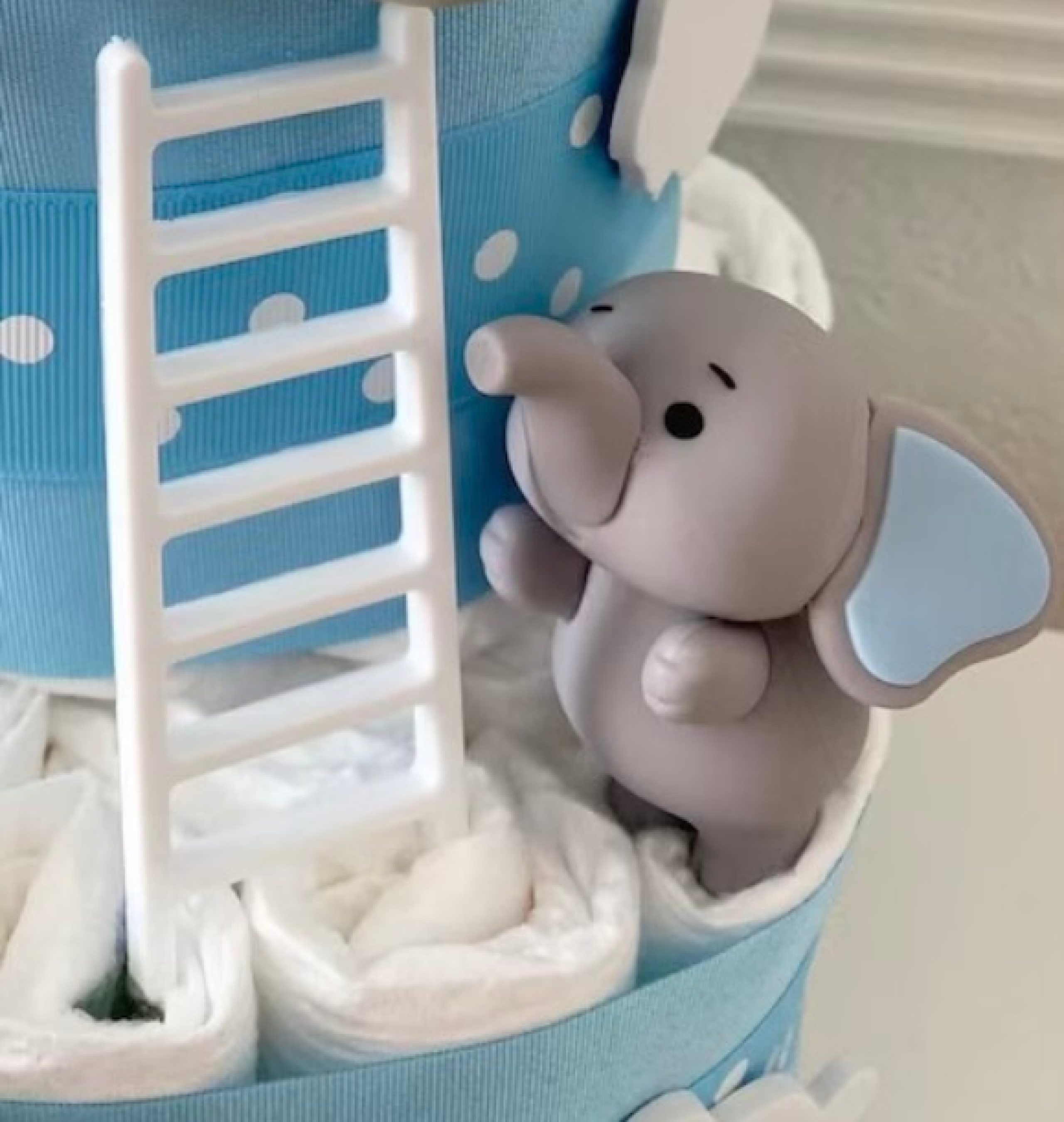 elephant diaper cake