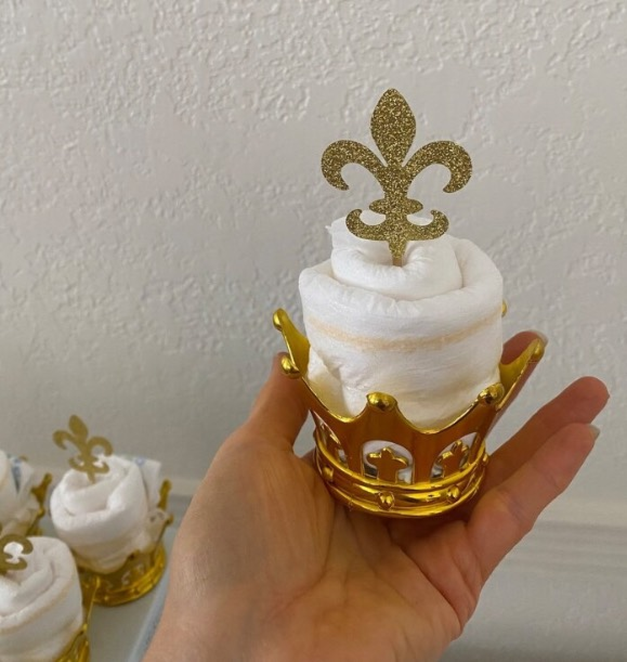 crown decor