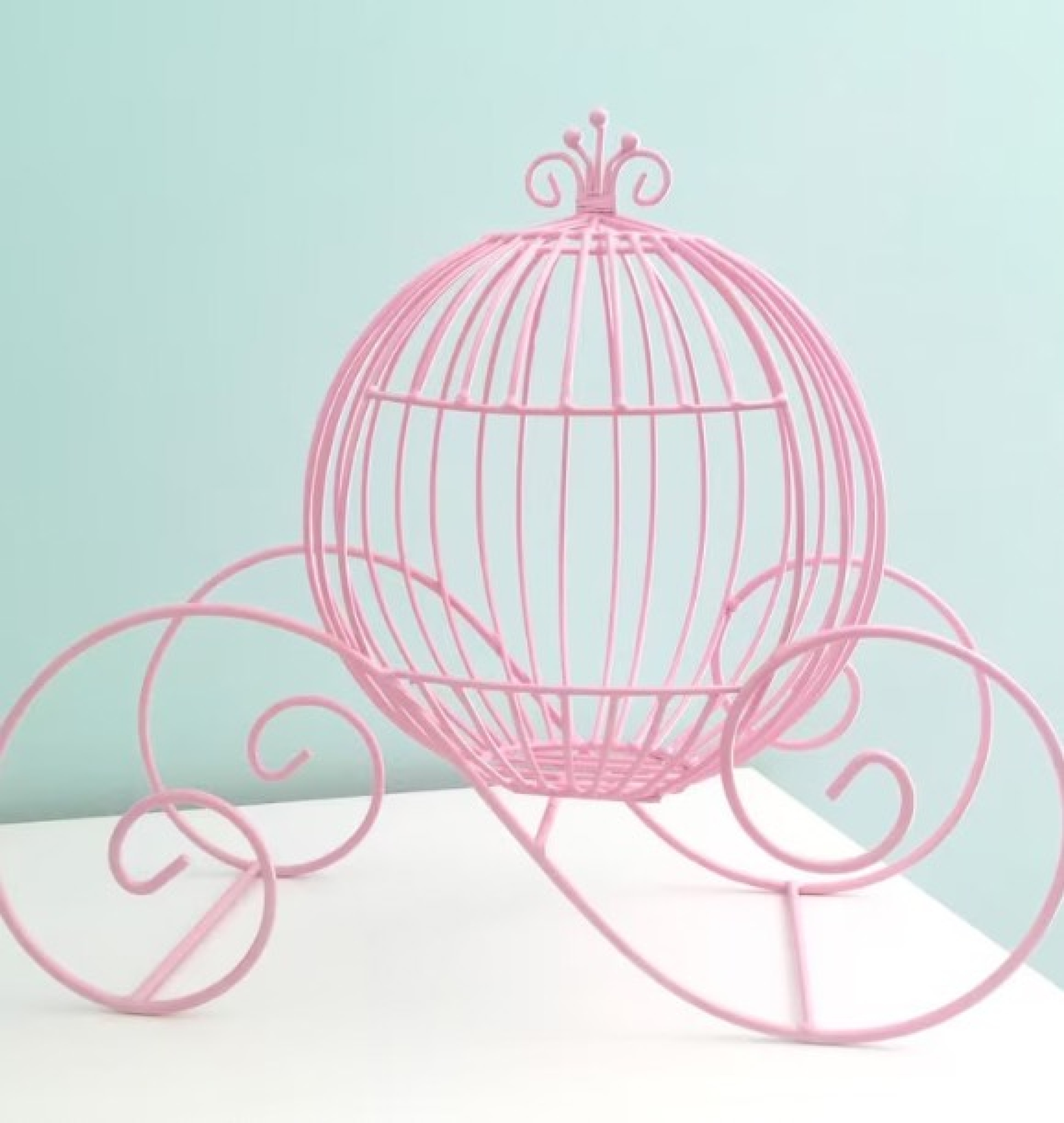 carriage decor
