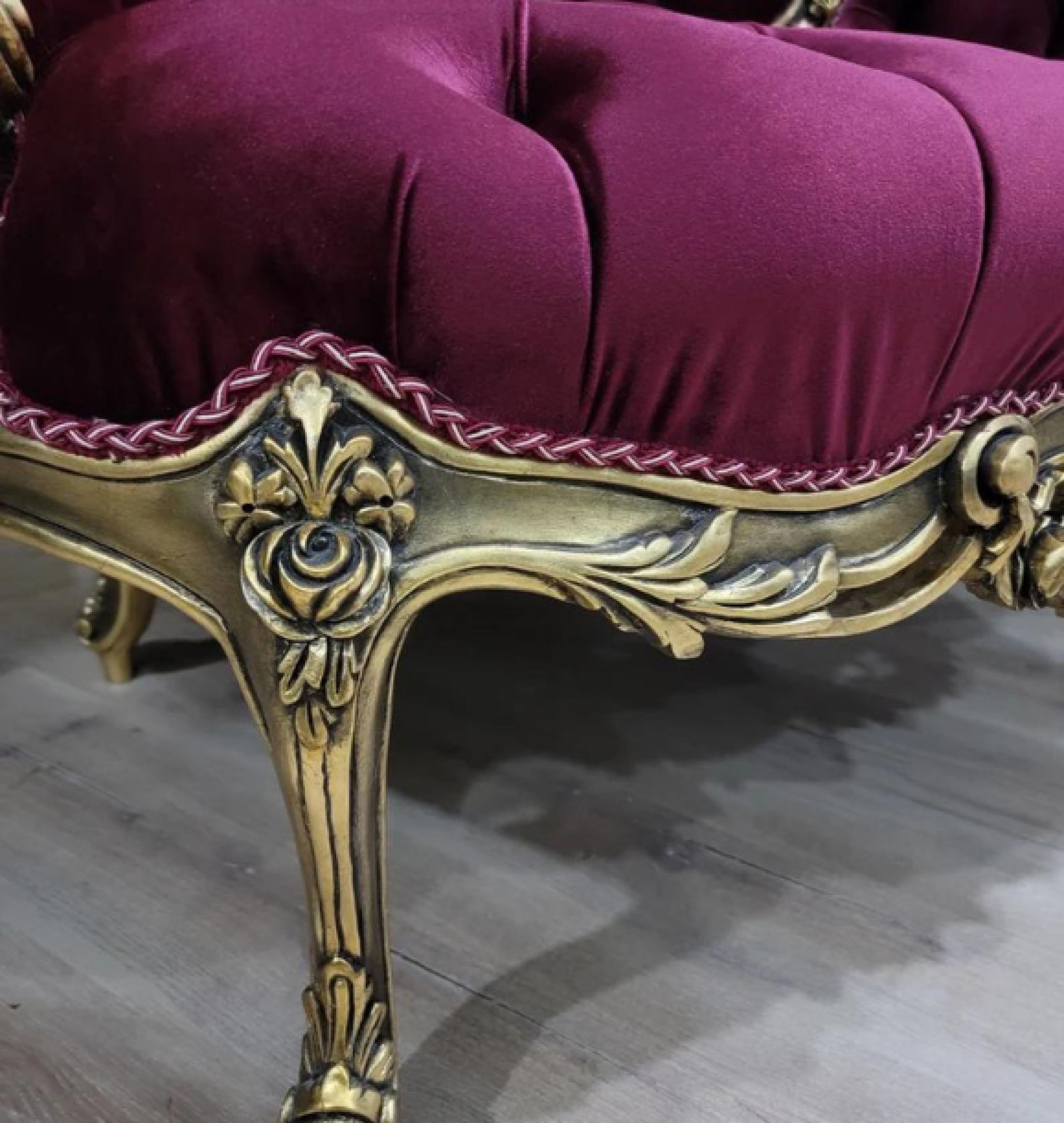 violet  settee