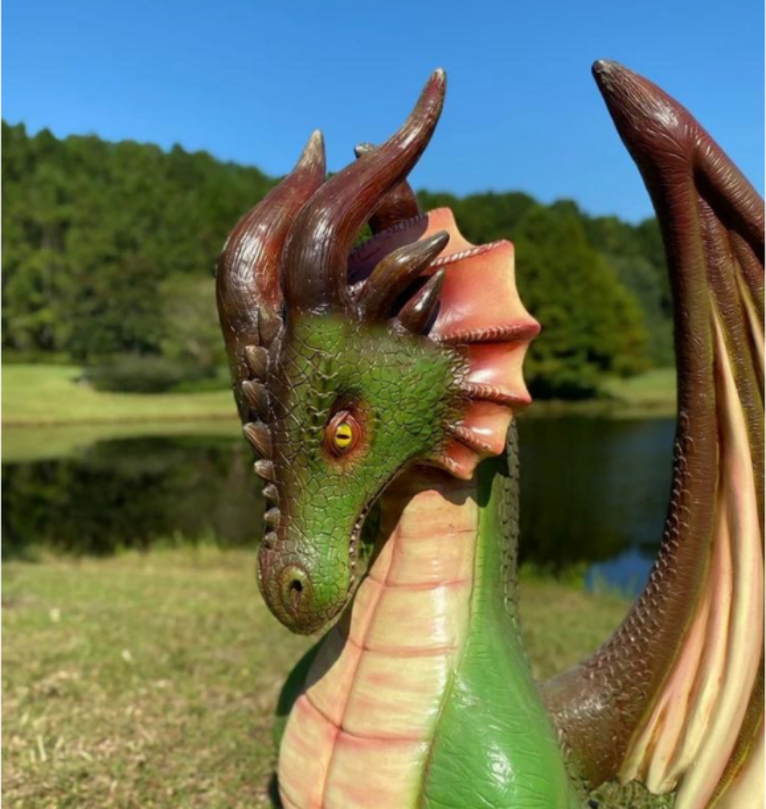 dragon statue