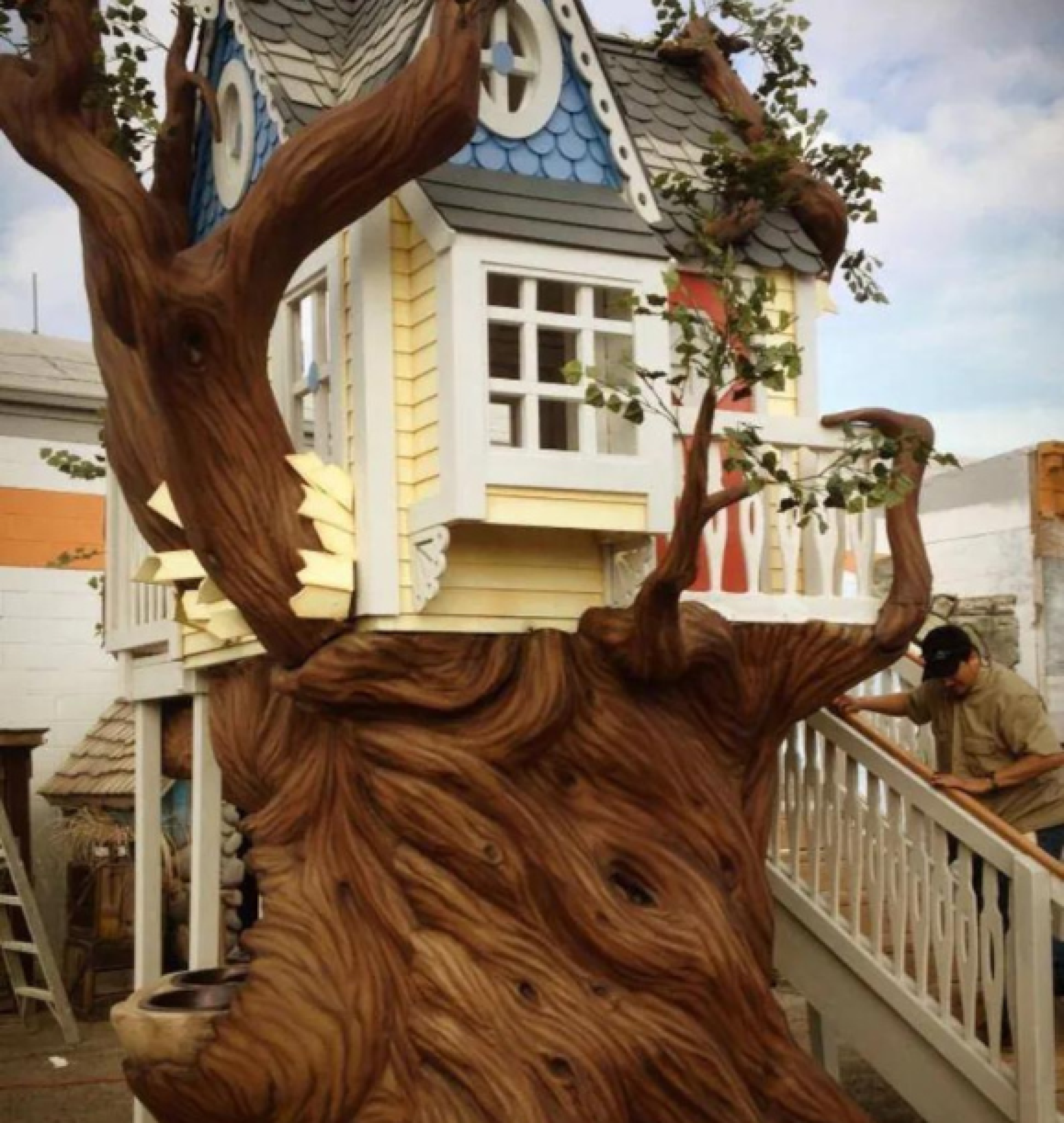 victorian treehouse