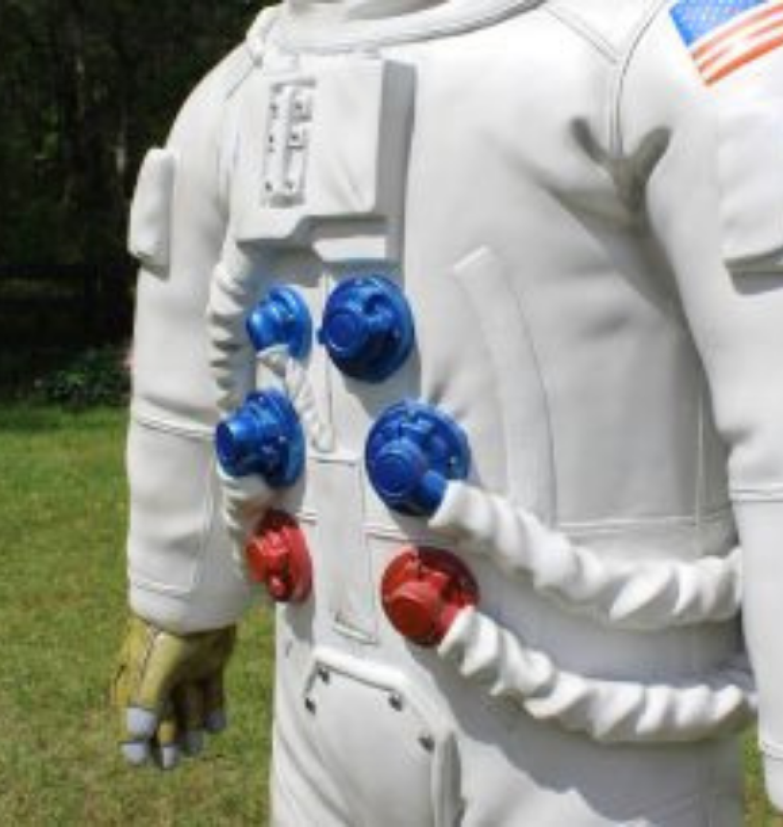 astronaut statue